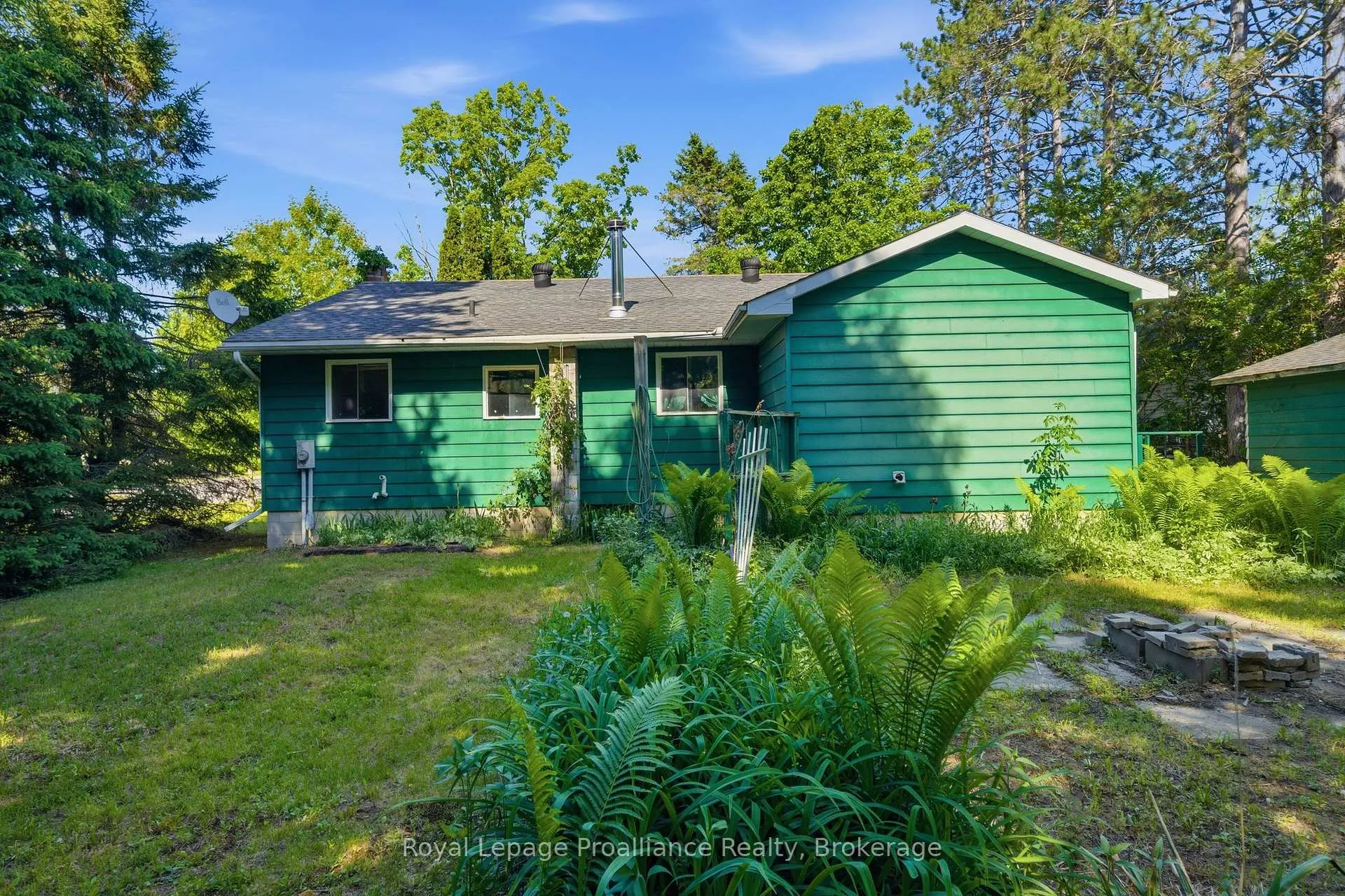 Photo 42 of 12310 Highway 41, Addington Highlands — HOMEH
