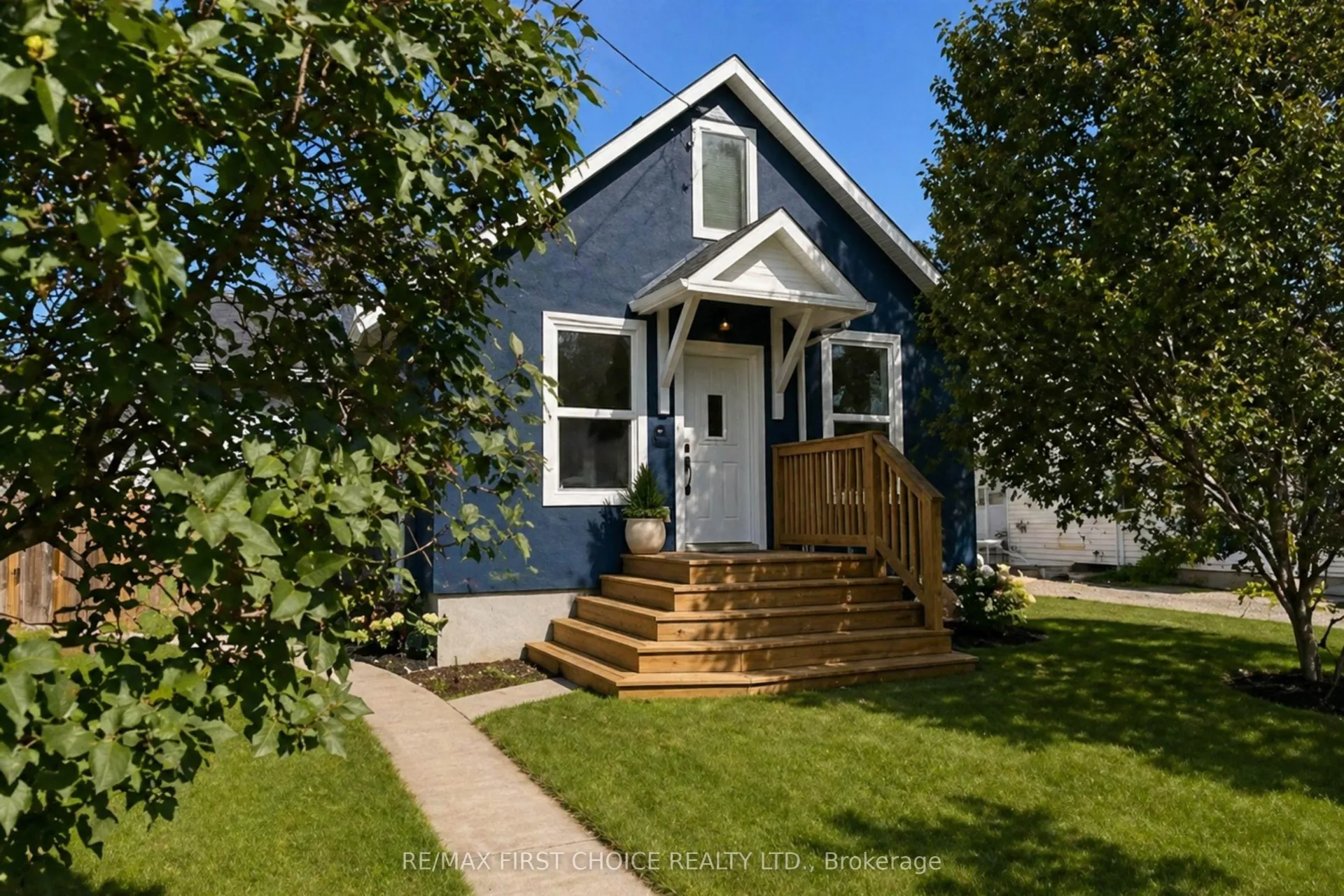 Photo 1 of 1202 Second Street E, Fort Frances — HOMEH