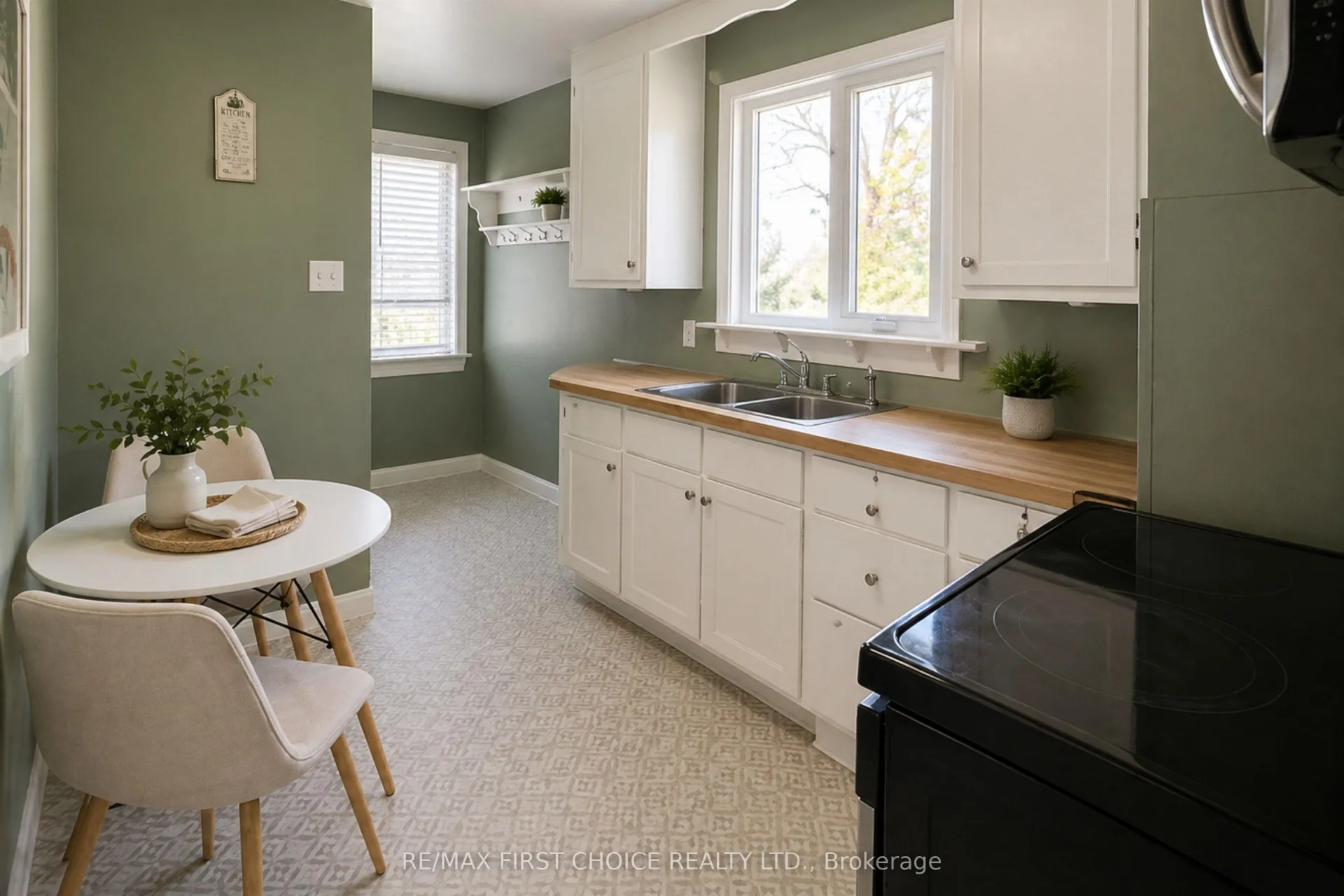 Photo 5 of 1202 Second Street E, Fort Frances — HOMEH