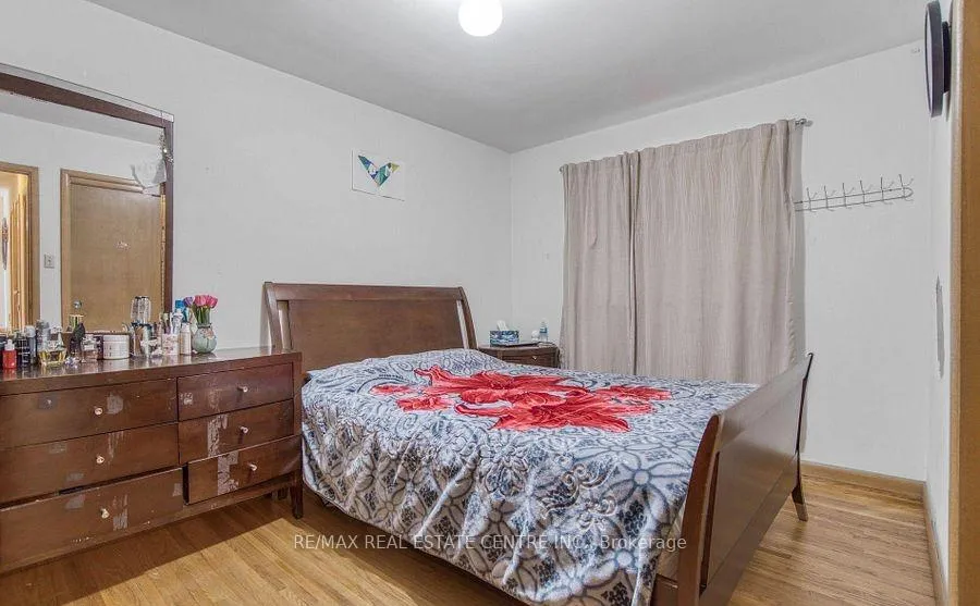 Photo 15 of 314 Strathcona Drive, Burlington, Shoreacres — HOMEH