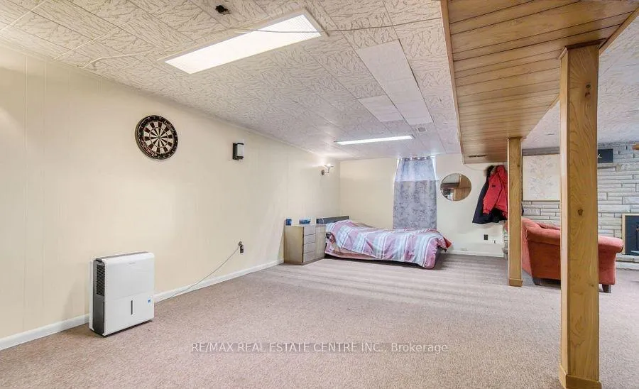 Photo 17 of 314 Strathcona Drive, Burlington, Shoreacres — HOMEH