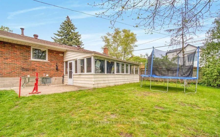 Photo 40 of 314 Strathcona Drive, Burlington, Shoreacres — HOMEH
