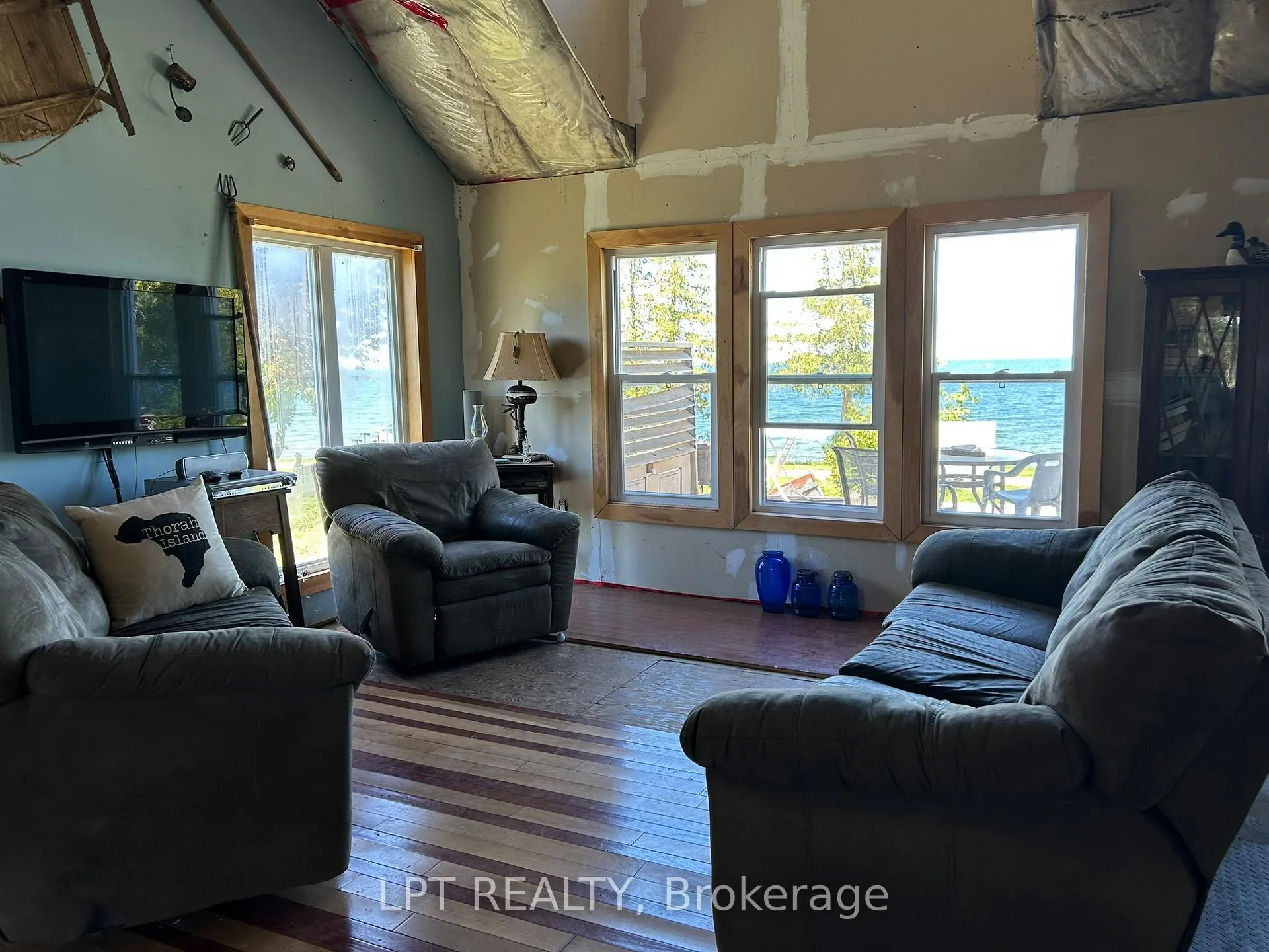 Photo 6 of 40590 Shore Rd Allowance, Brock, Rural Brock — HOMEH