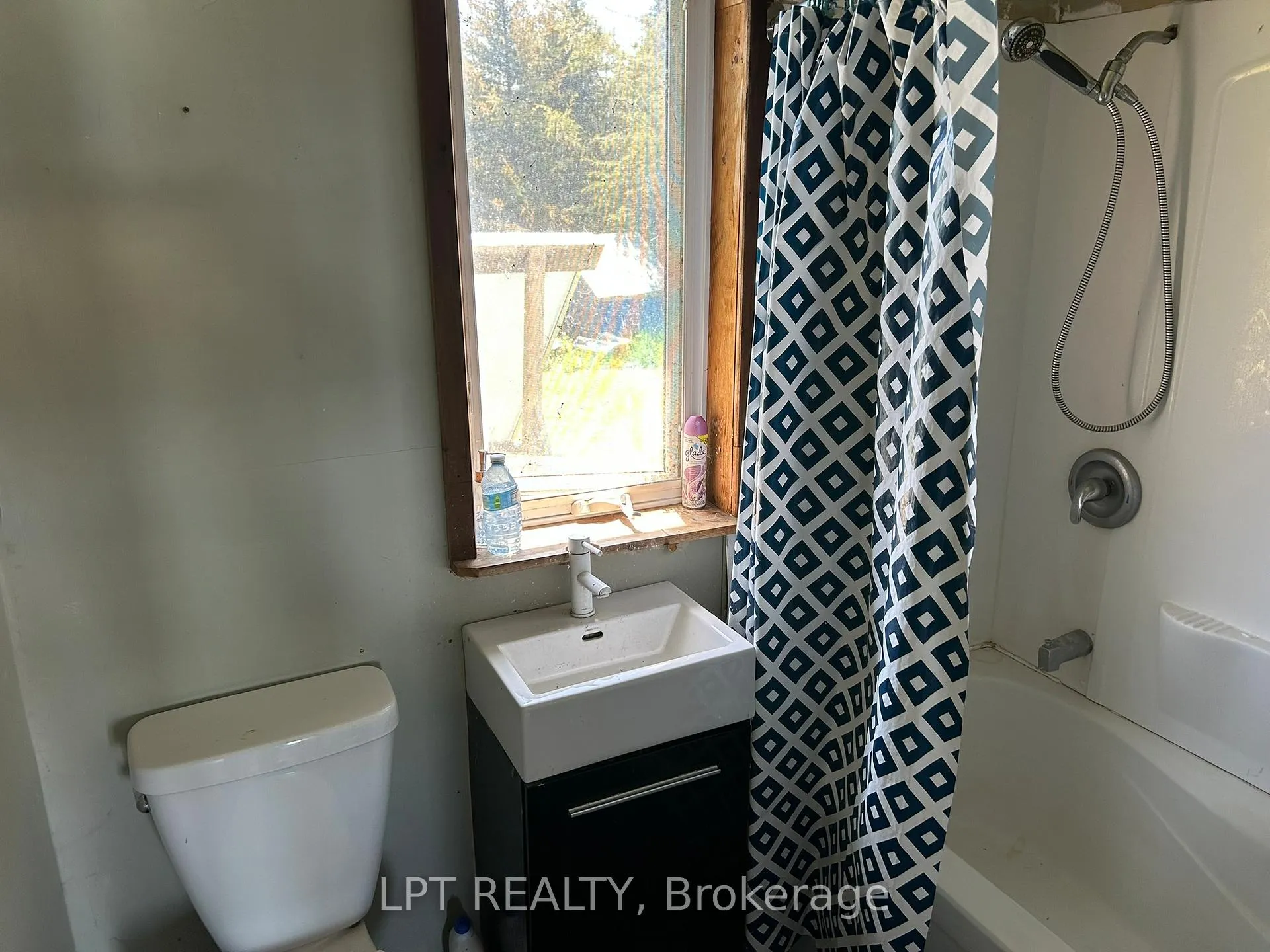 Photo 11 of 40590 Shore Rd Allowance, Brock, Rural Brock — HOMEH