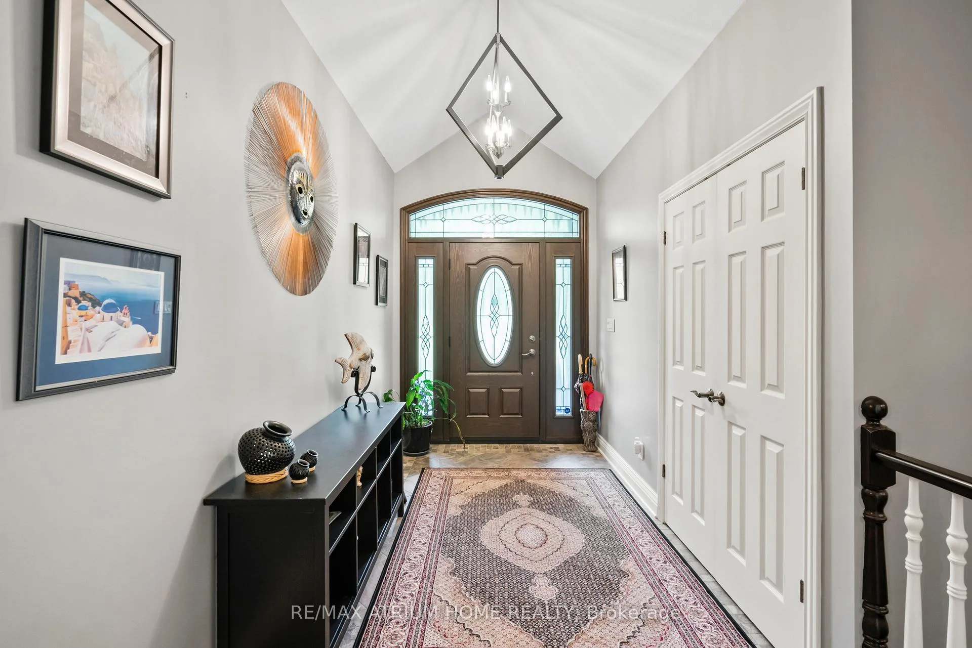 Photo 3 of 200 Pancake Lane, Pelham, Fonthill — HOMEH