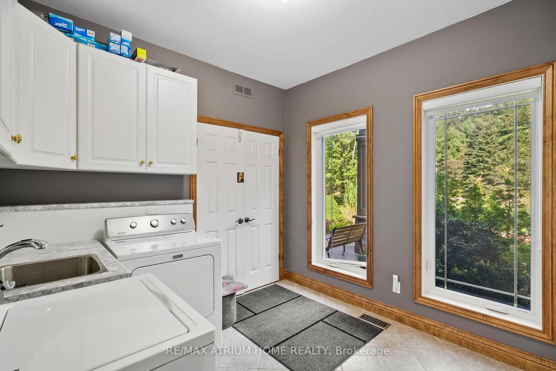 Photo 25 of 200 Pancake Lane, Pelham, Fonthill — HOMEH