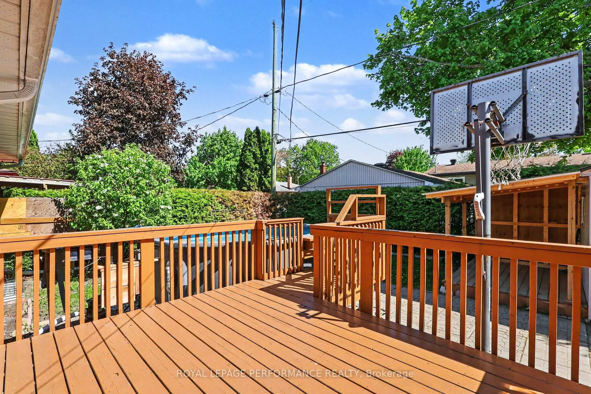 Photo 35 of 788 Dickens Avenue, Ottawa, Elmvale Acres — HOMEH