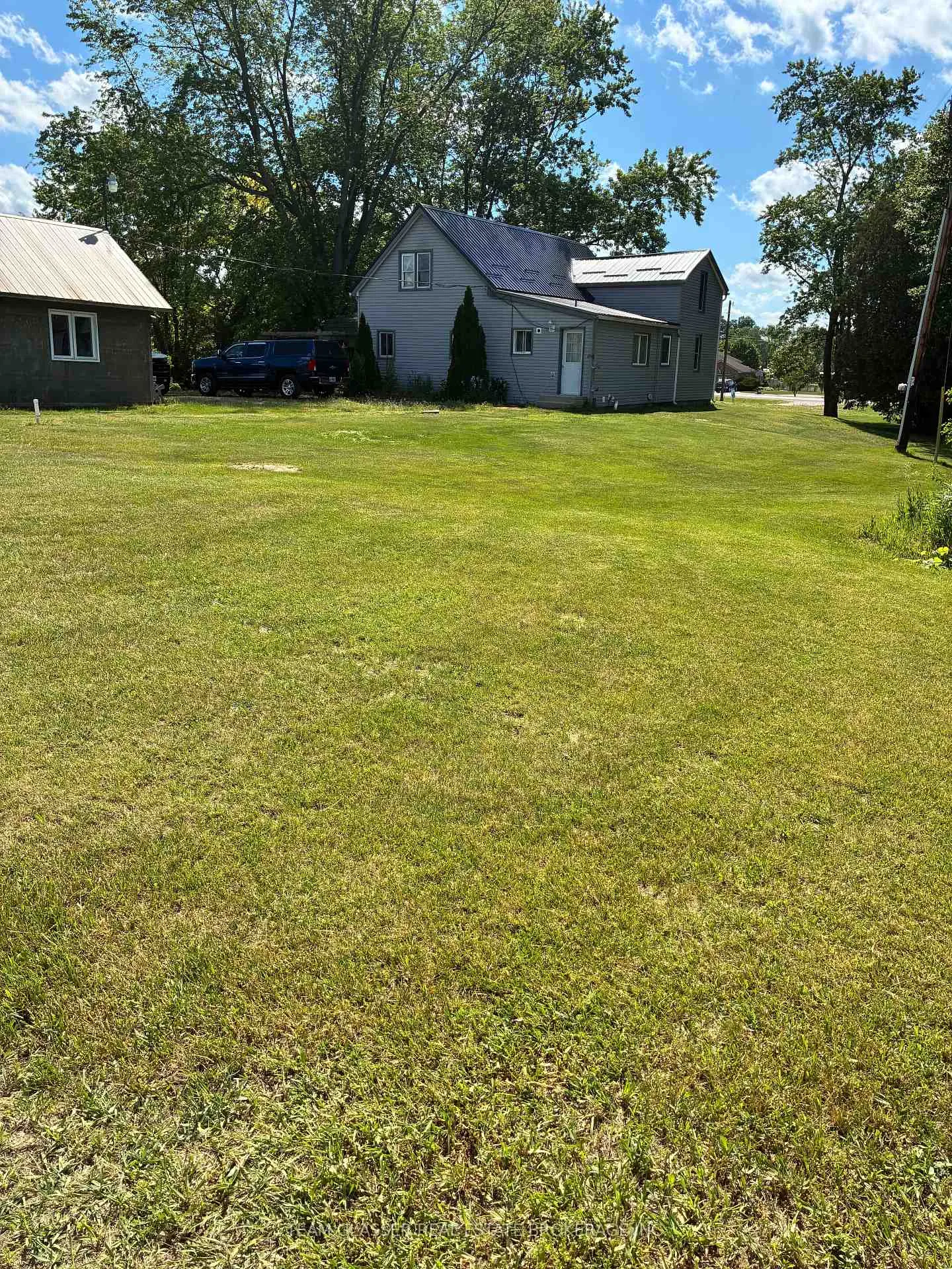 Photo 4 of 10564 Culloden Road, Aylmer — HOMEH