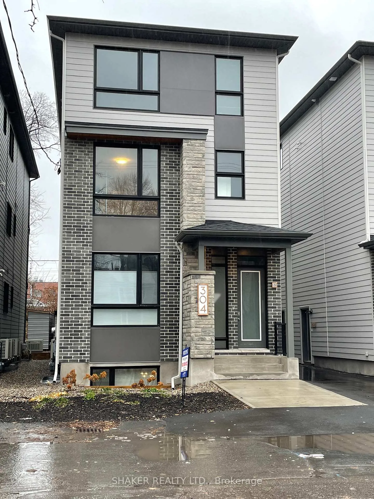 Photo 2 of Unit 3, 304 Elmgrove Avenue, Ottawa, Westboro South — HOMEH
