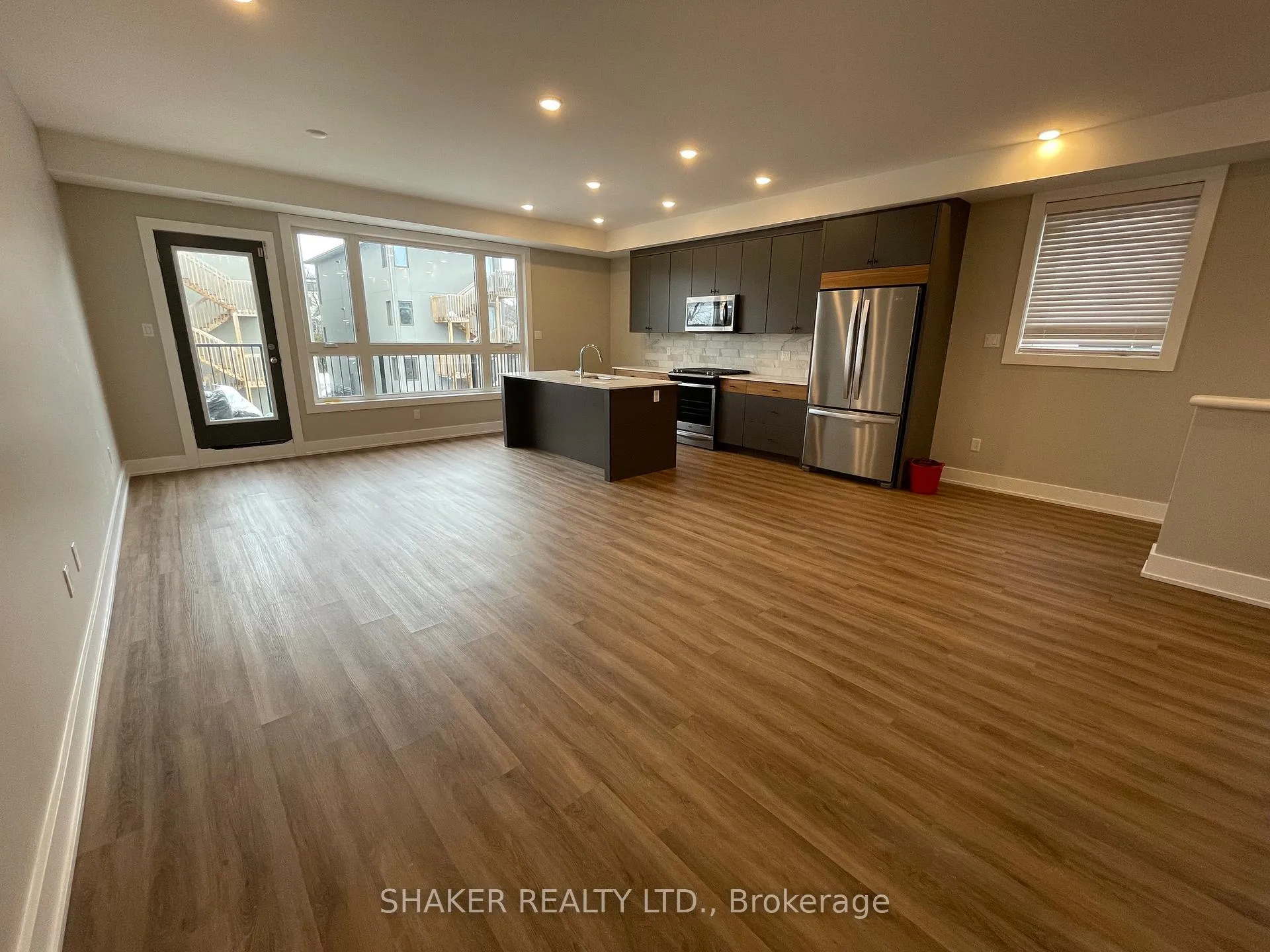 Photo 4 of Unit 3, 304 Elmgrove Avenue, Ottawa, Westboro South — HOMEH