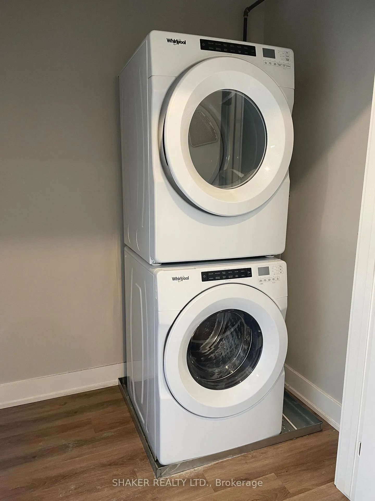 Photo 13 of Unit 3, 304 Elmgrove Avenue, Ottawa, Westboro South — HOMEH