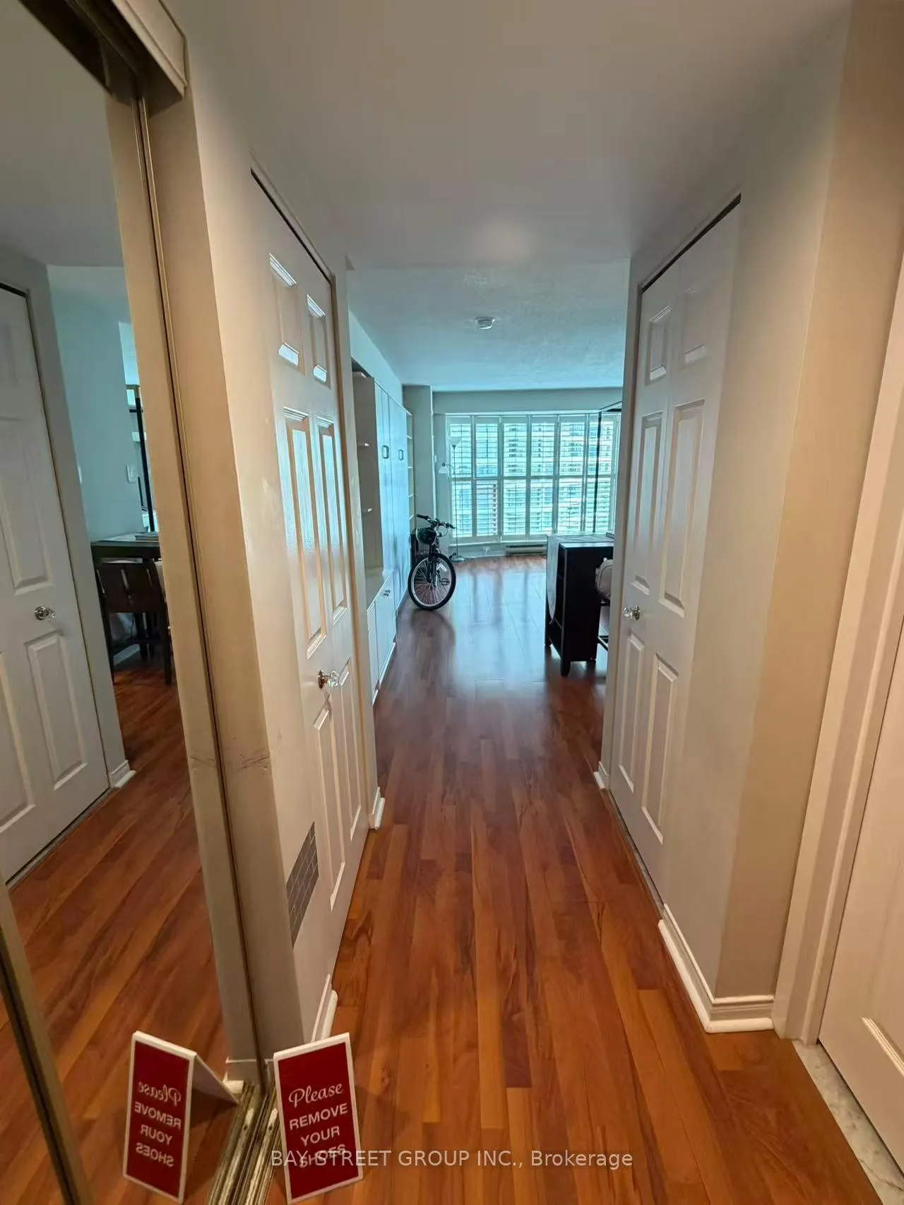 Photo 3 of Unit 1603, 77 Harbour Square, Toronto, Waterfront Communities — HOMEH