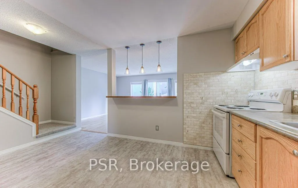 Photo 6 of 506 Chablis Drive, Waterloo — HOMEH