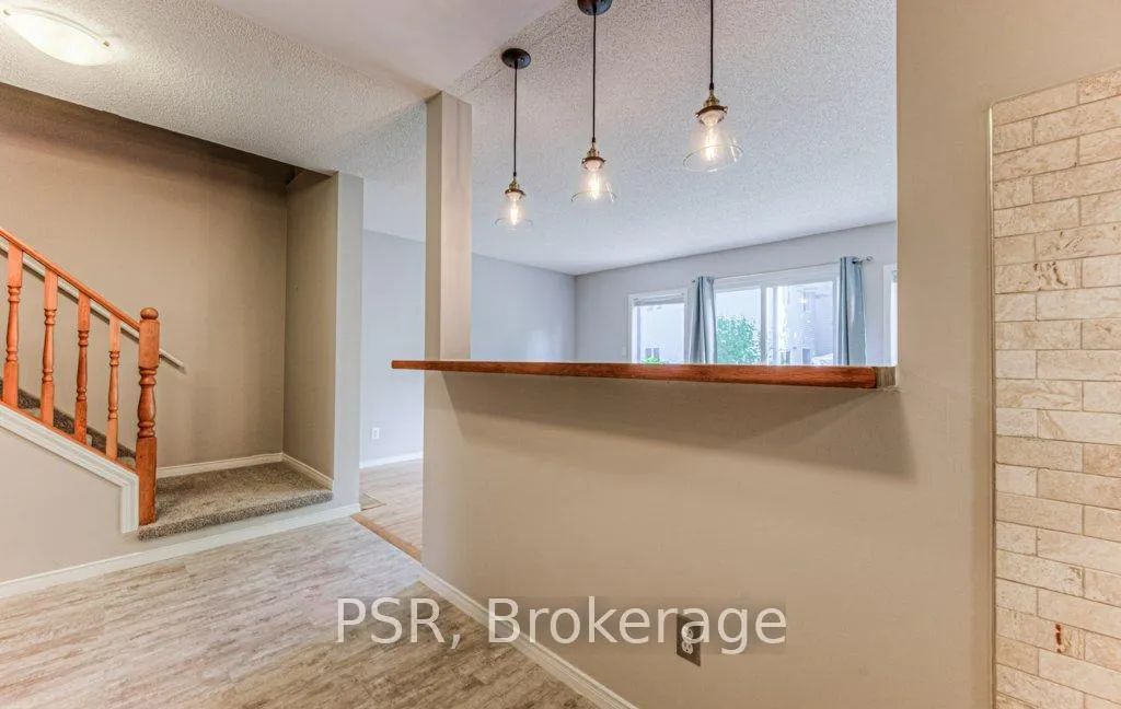 Photo 7 of 506 Chablis Drive, Waterloo — HOMEH