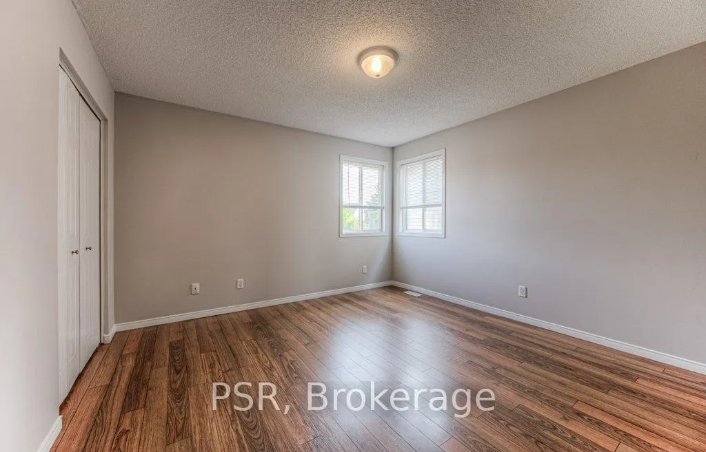 Photo 12 of 506 Chablis Drive, Waterloo — HOMEH