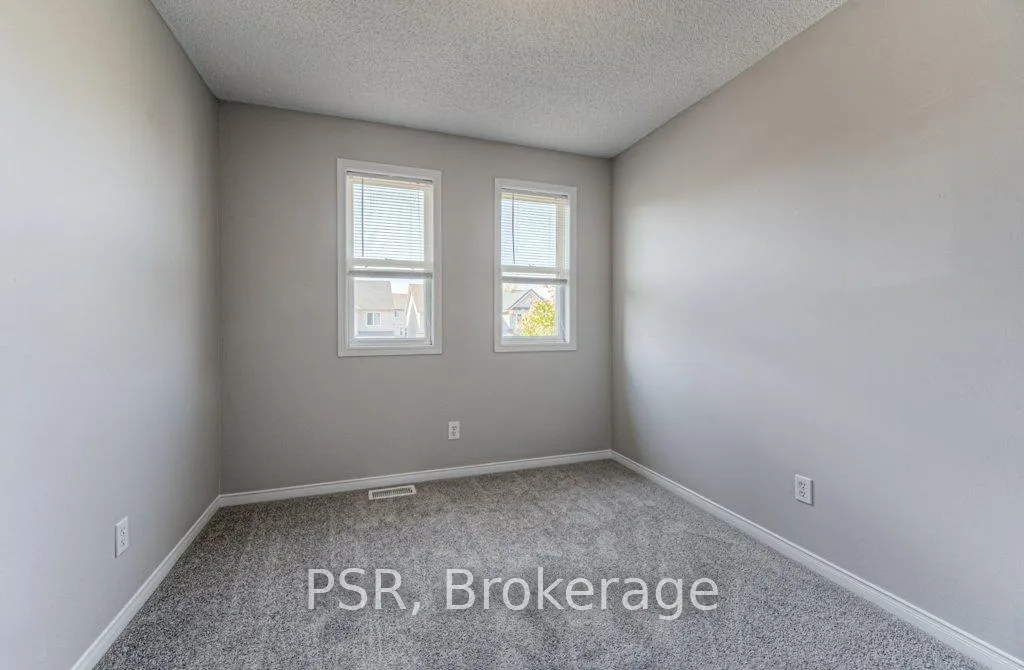 Photo 14 of 506 Chablis Drive, Waterloo — HOMEH