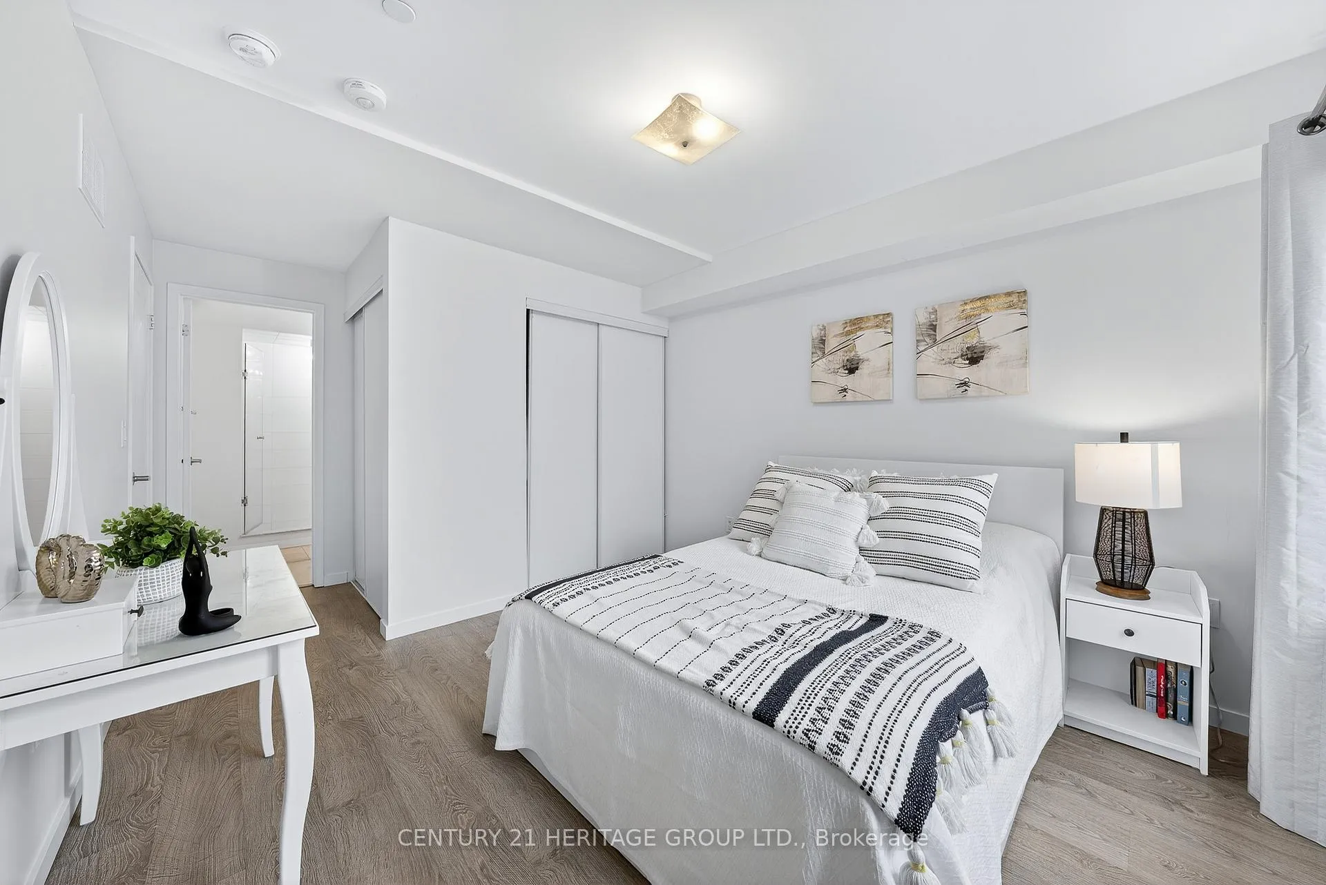 Photo 19 of Unit 27, 200 Alex Gardner Circle, Aurora, Aurora Village — HOMEH