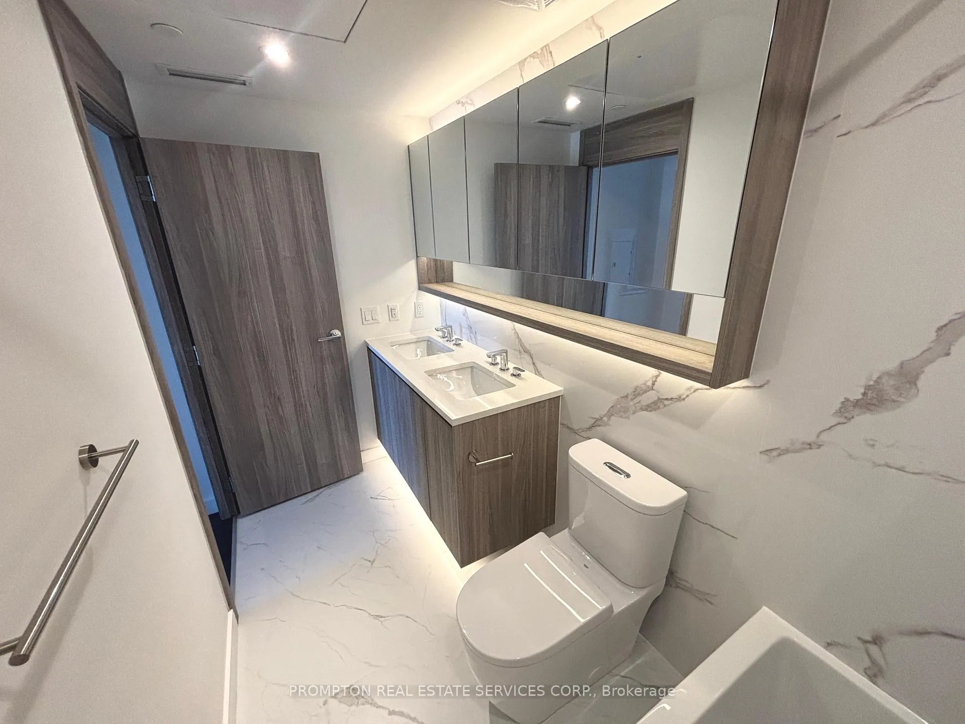 Photo 25 of Unit 733, 18 Esther Shiner Boulevard, North York, Bayview Village — HOMEH