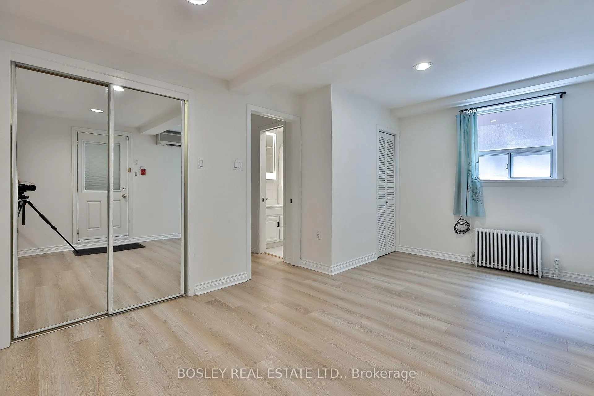 Photo 3 of Unit Lower, 144 Evelyn Avenue, Toronto, High Park North — HOMEH