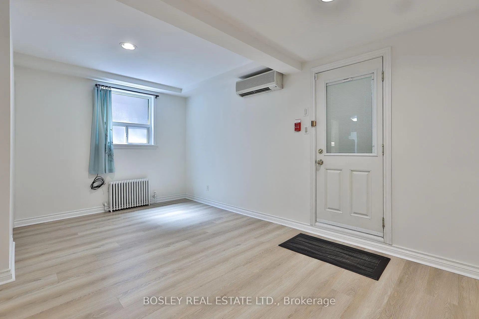 Photo 4 of Unit Lower, 144 Evelyn Avenue, Toronto, High Park North — HOMEH