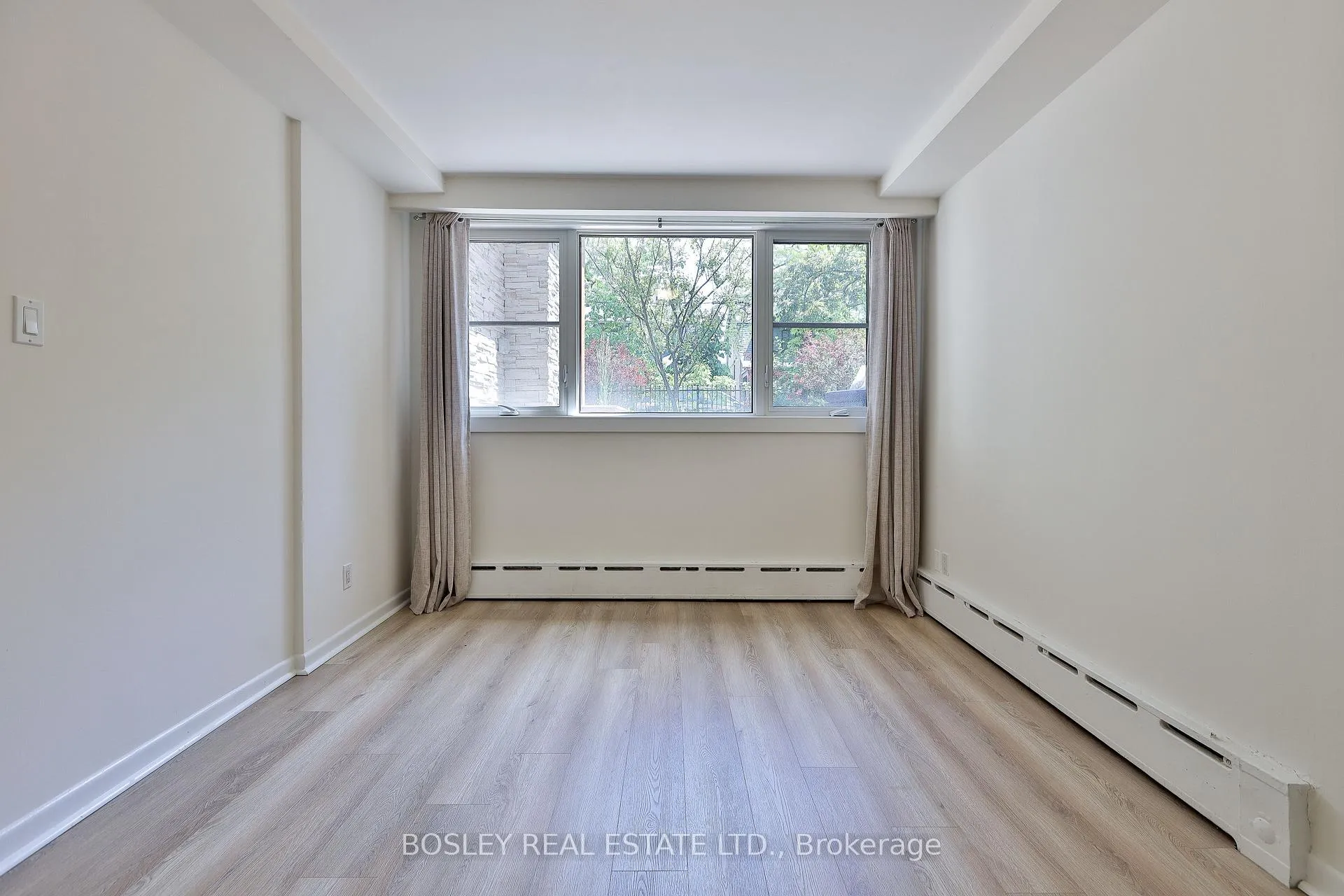 Photo 19 of Unit Lower, 144 Evelyn Avenue, Toronto, High Park North — HOMEH
