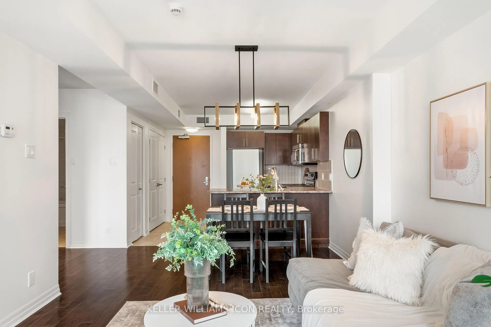 Photo 11 of Unit 704, 242 Rideau Street, Ottawa, Sandy Hill — HOMEH