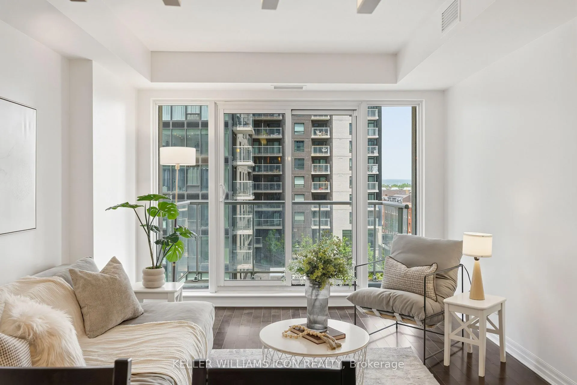 Photo 12 of Unit 704, 242 Rideau Street, Ottawa, Sandy Hill — HOMEH