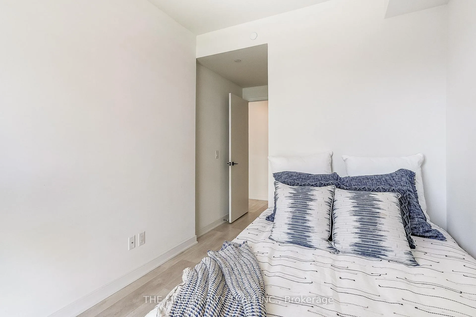Photo 21 of Unit 27, 35 Rolling Mills Road, Toronto, Waterfront Communities — HOMEH