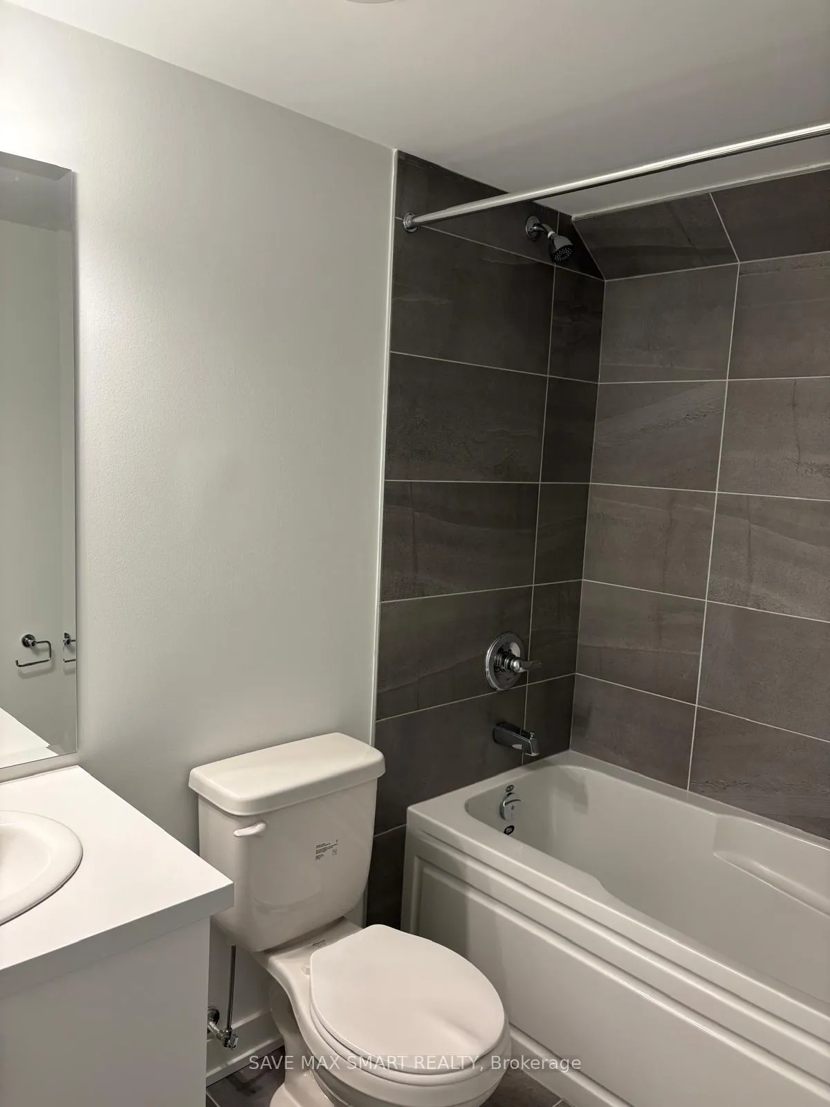 Photo 23 of 55 Romilly Avenue, Brampton, Northwest Brampton — HOMEH