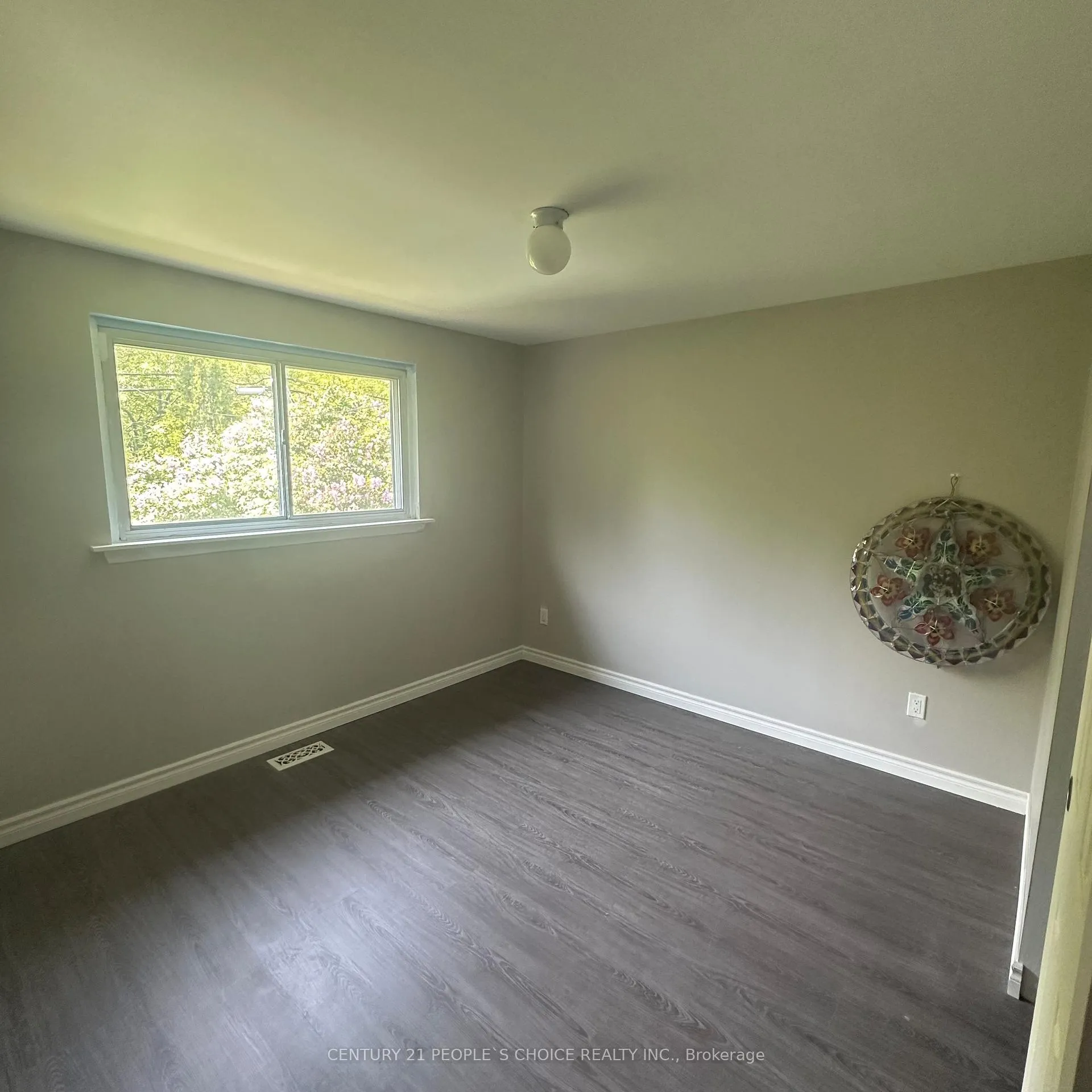 Photo 9 of Unit Unit 2, 199 Avondale Boulevard, Brampton, Avondale — HOMEH