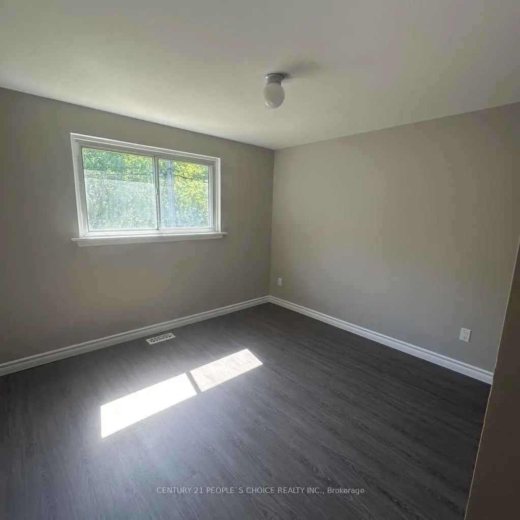 Photo 11 of Unit Unit 2, 199 Avondale Boulevard, Brampton, Avondale — HOMEH