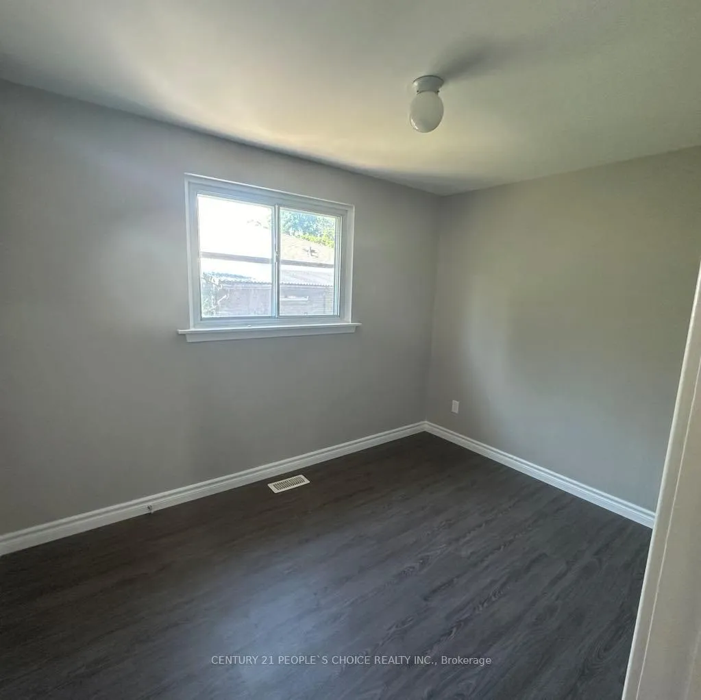 Photo 12 of Unit Unit 2, 199 Avondale Boulevard, Brampton, Avondale — HOMEH