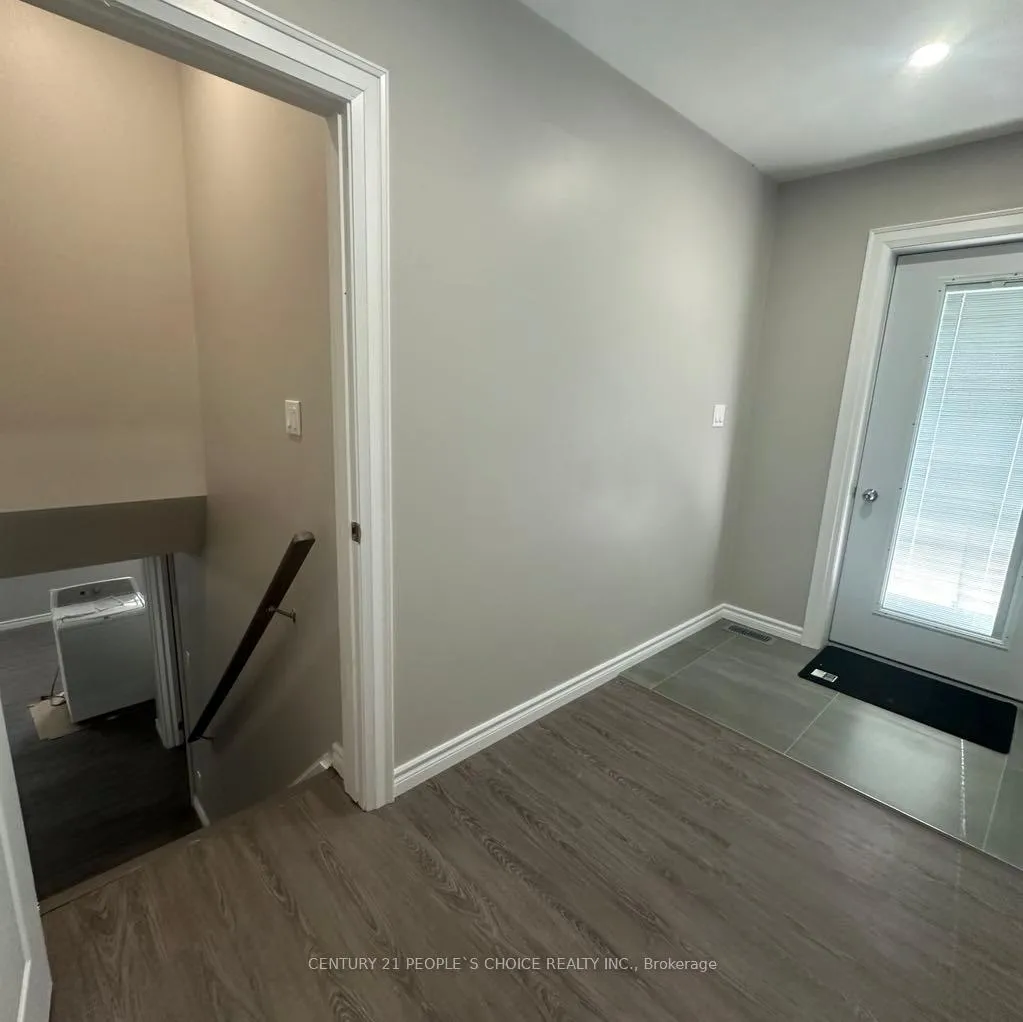 Photo 16 of Unit Unit 2, 199 Avondale Boulevard, Brampton, Avondale — HOMEH