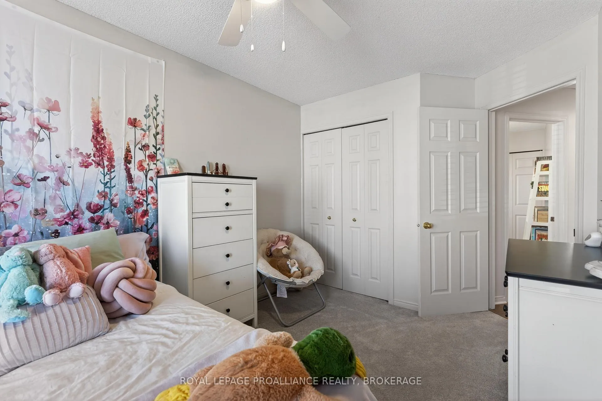 Photo 23 of 1402 Thornwood Crescent, Kingston, City Northwest — HOMEH