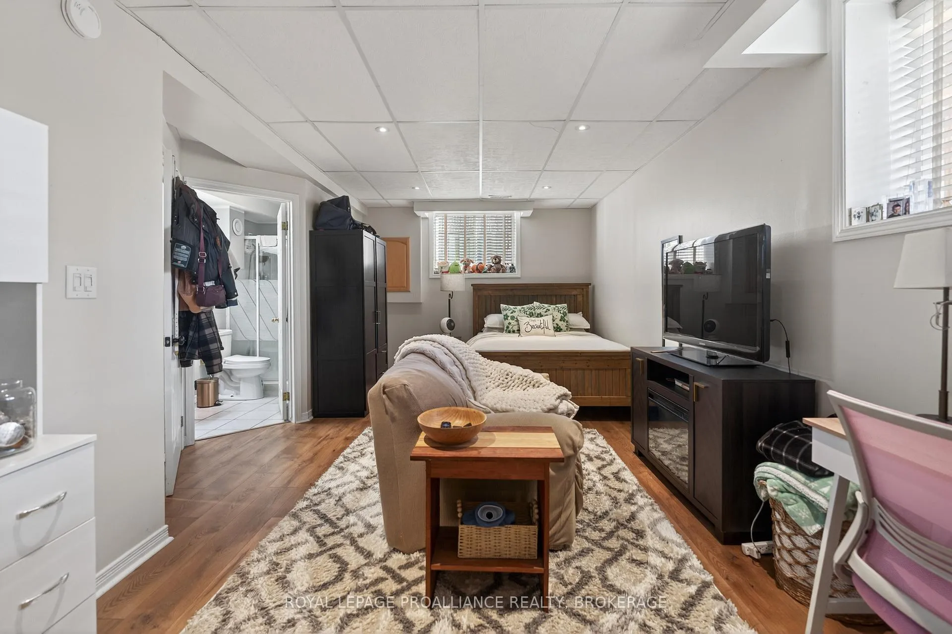 Photo 34 of 1402 Thornwood Crescent, Kingston, City Northwest — HOMEH