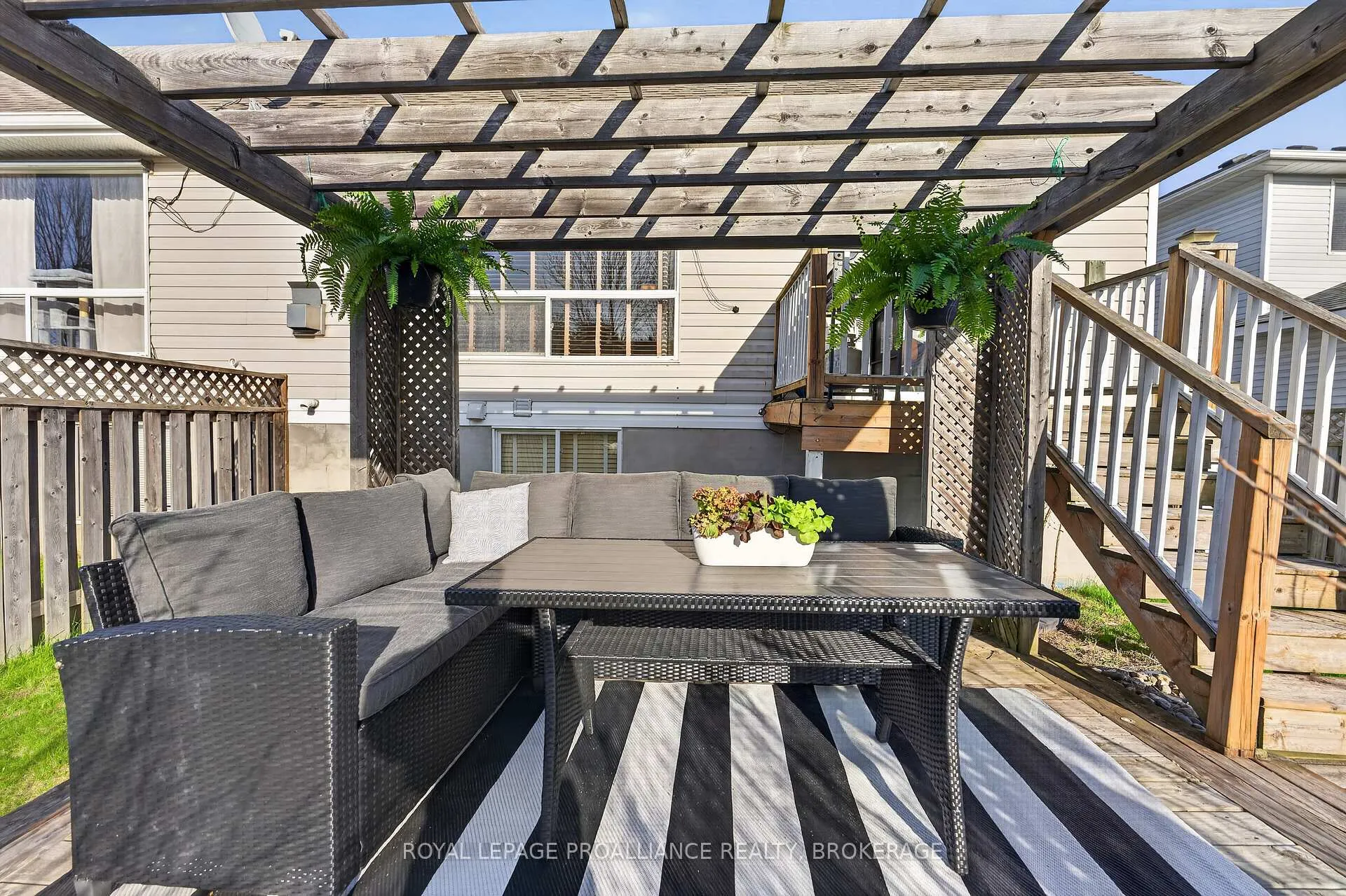 Photo 44 of 1402 Thornwood Crescent, Kingston, City Northwest — HOMEH