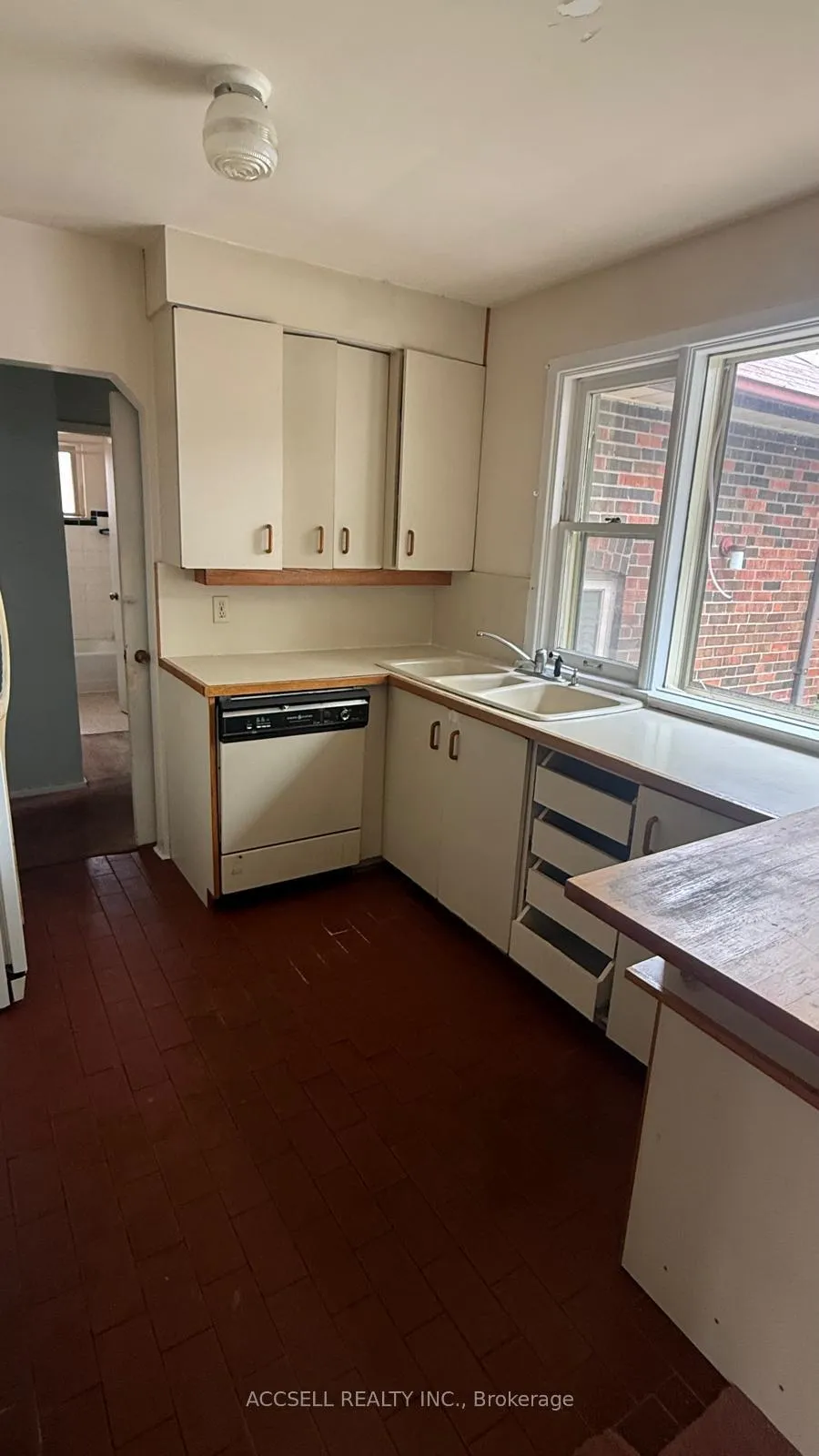 Photo 7 of 27 Ivordale Crescent, Scarborough, Wexford-Maryvale — HOMEH