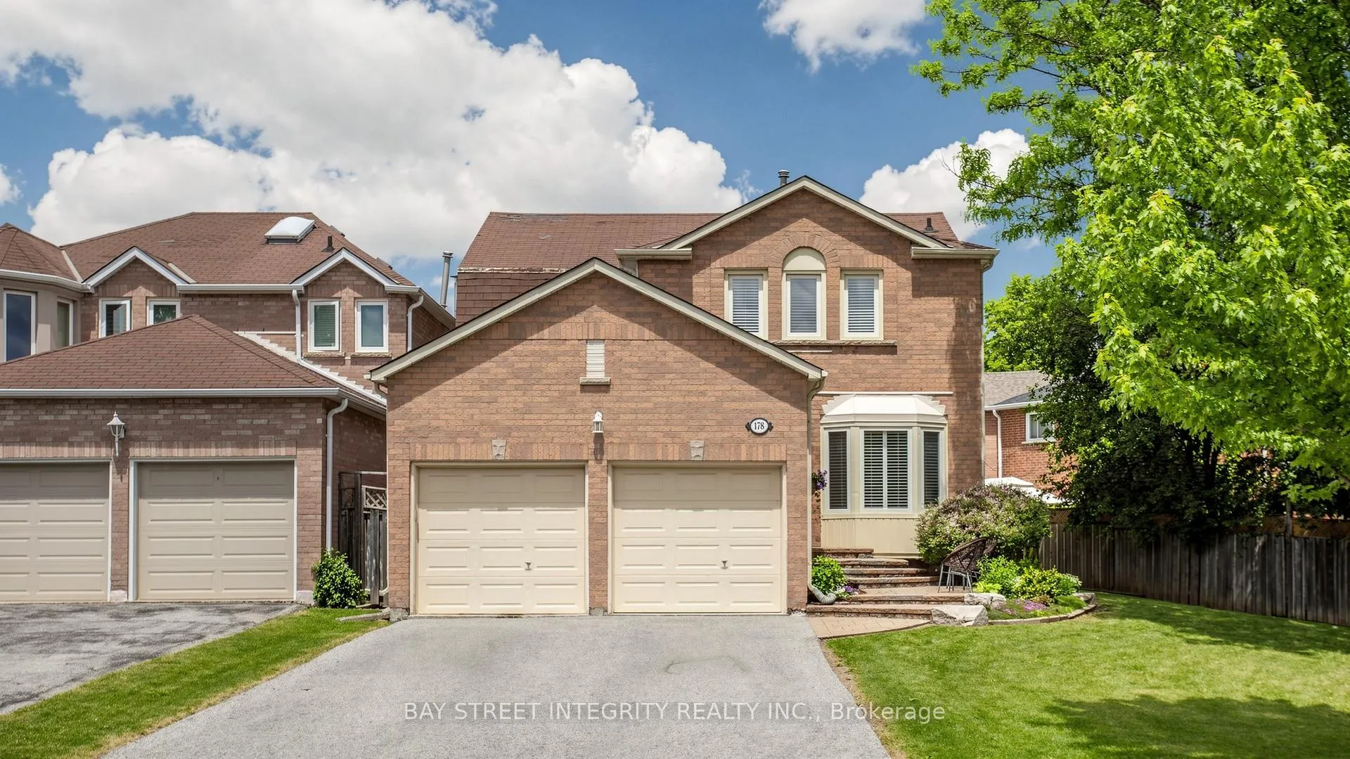 Front of 178 Roseborough Crescent