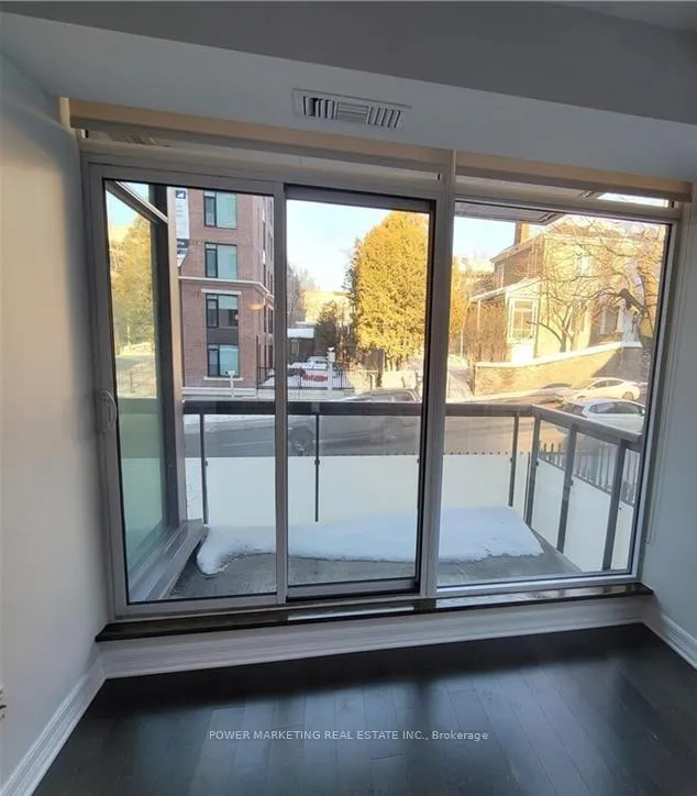 Photo 6 of Unit 216, 238 Besserer Street, Ottawa, Sandy Hill — HOMEH