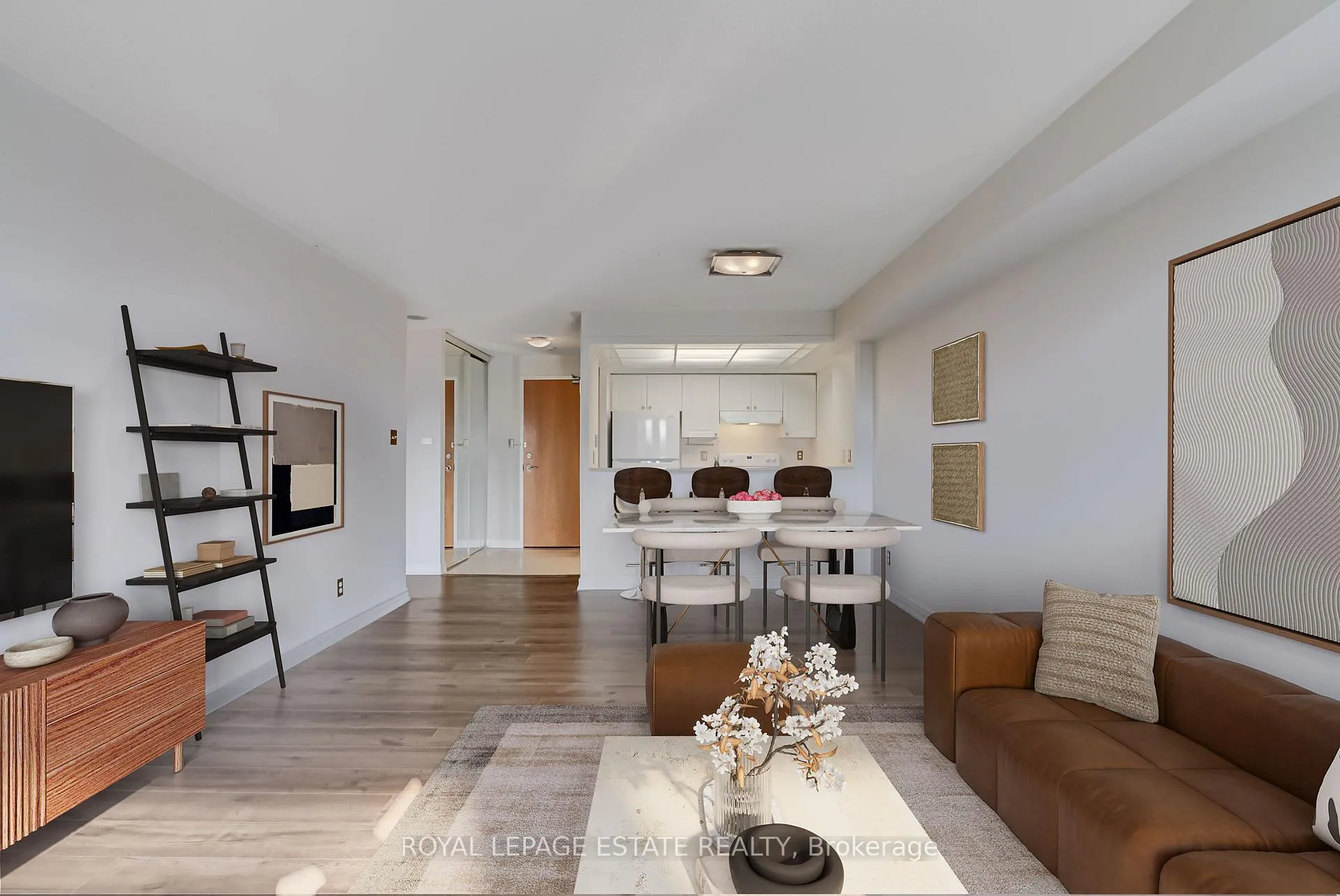 Photo 6 of Unit 806, 399 South Park Road, Markham, Commerce Valley — HOMEH