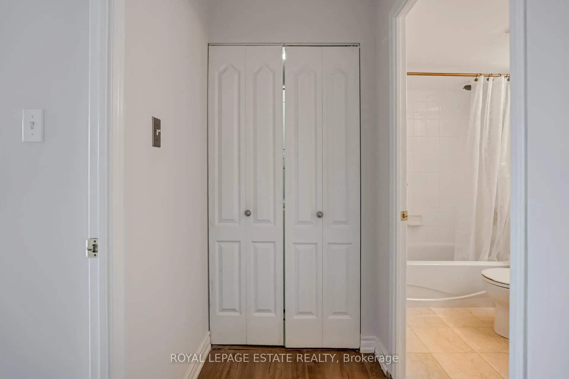 Photo 16 of Unit 806, 399 South Park Road, Markham, Commerce Valley — HOMEH