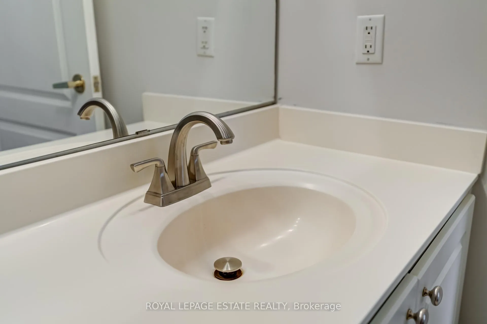 Photo 20 of Unit 806, 399 South Park Road, Markham, Commerce Valley — HOMEH