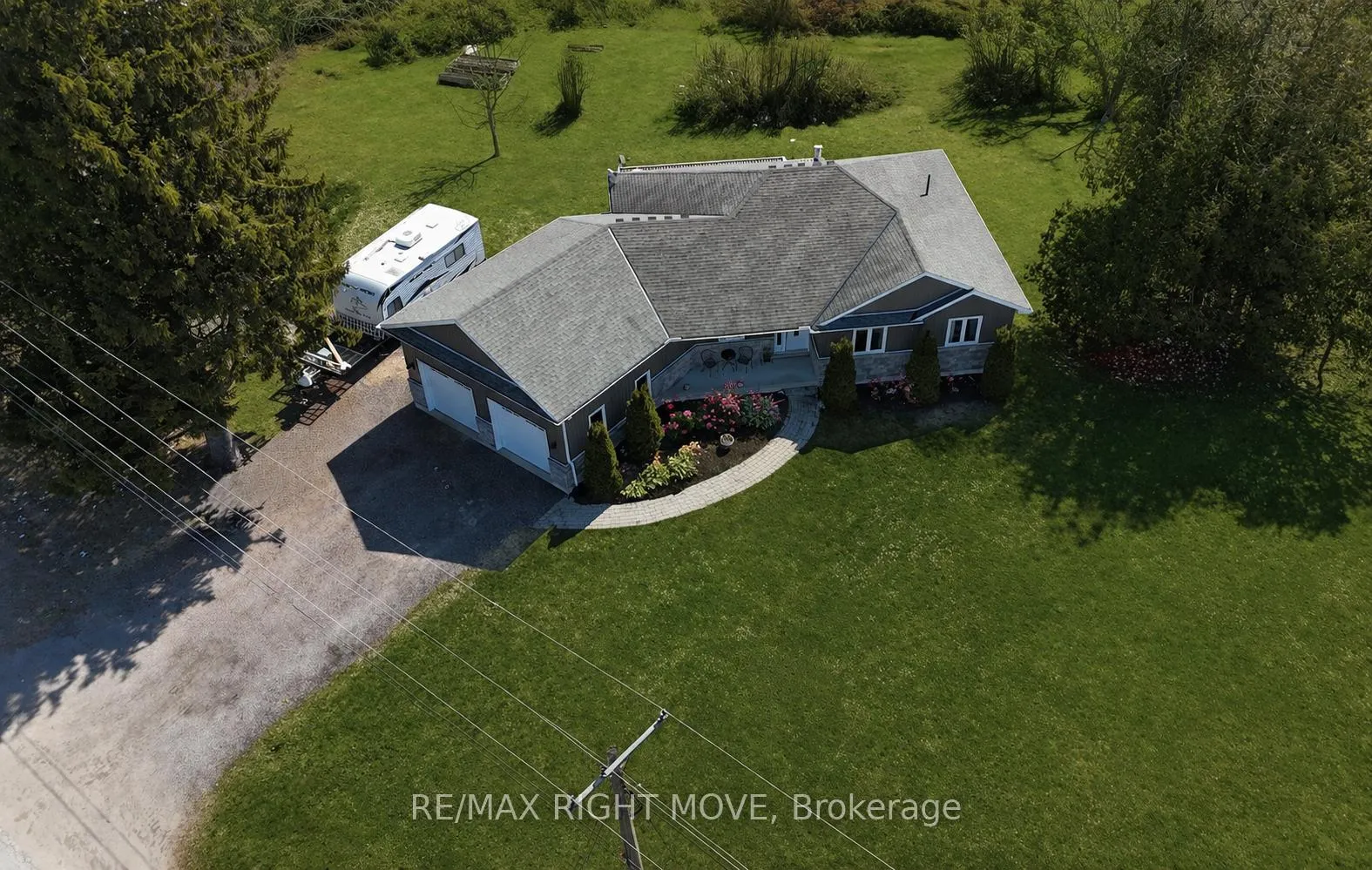 Photo 3 of 1499 15/16 Side Road E, Oro-Medonte, Rural Oro-Medonte — HOMEH