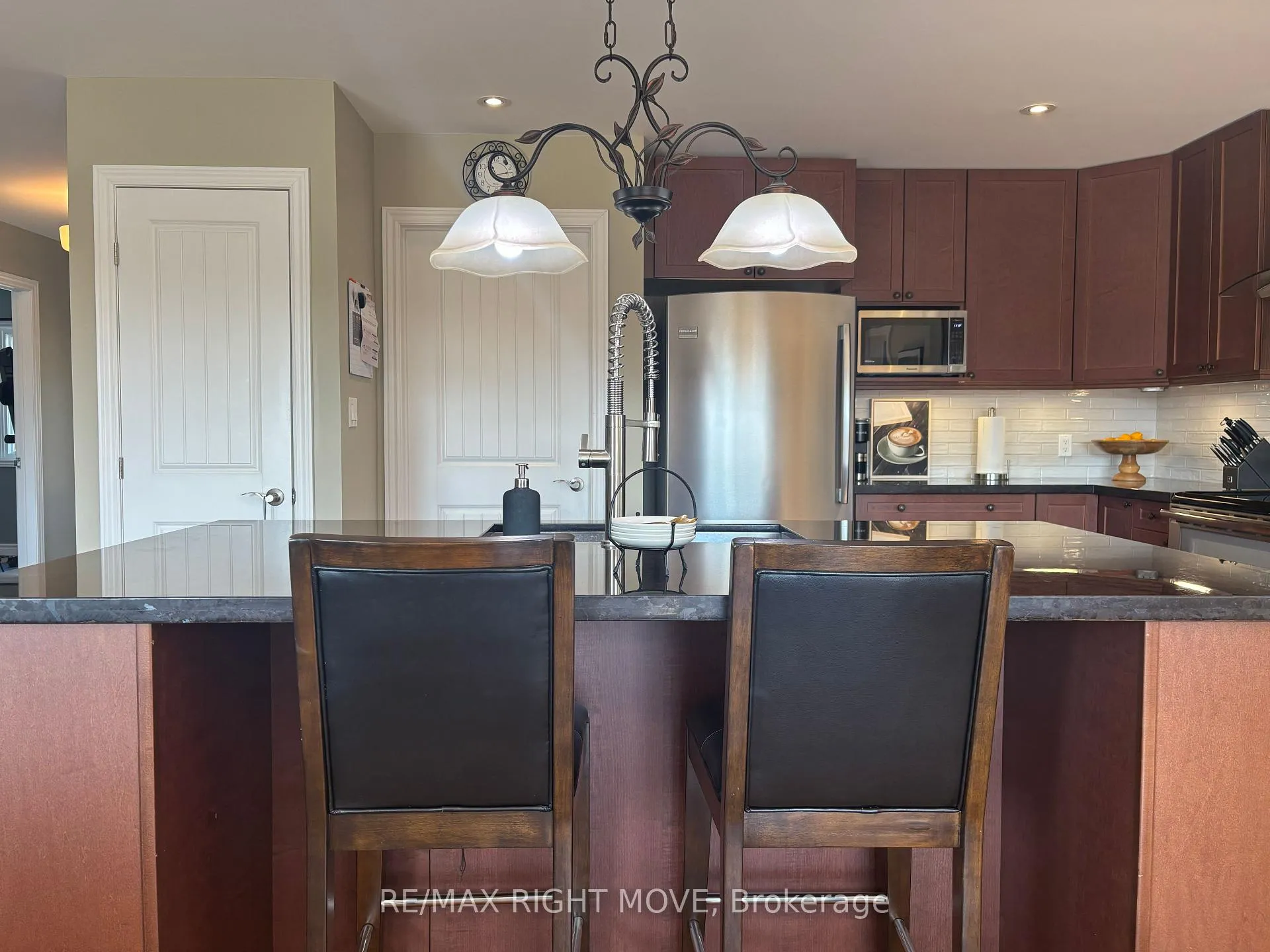 Photo 9 of 1499 15/16 Side Road E, Oro-Medonte, Rural Oro-Medonte — HOMEH