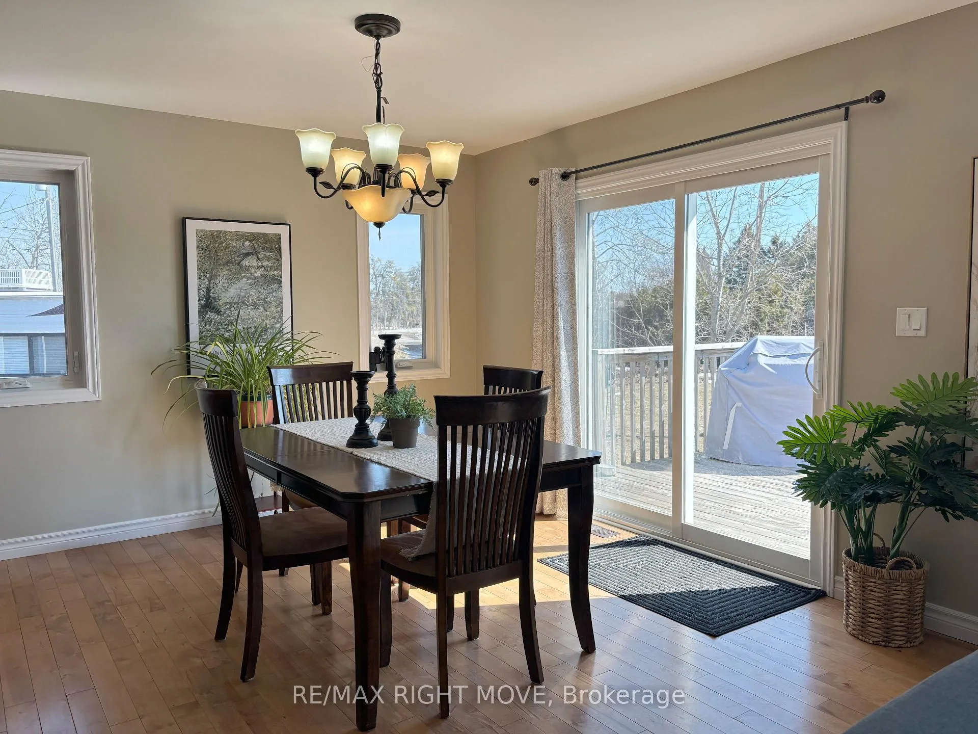 Photo 11 of 1499 15/16 Side Road E, Oro-Medonte, Rural Oro-Medonte — HOMEH