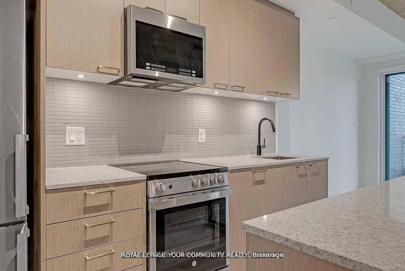 Photo 7 of Unit 415, 1808 St.Clair Avenue W, Toronto, Weston-Pellam Park — HOMEH