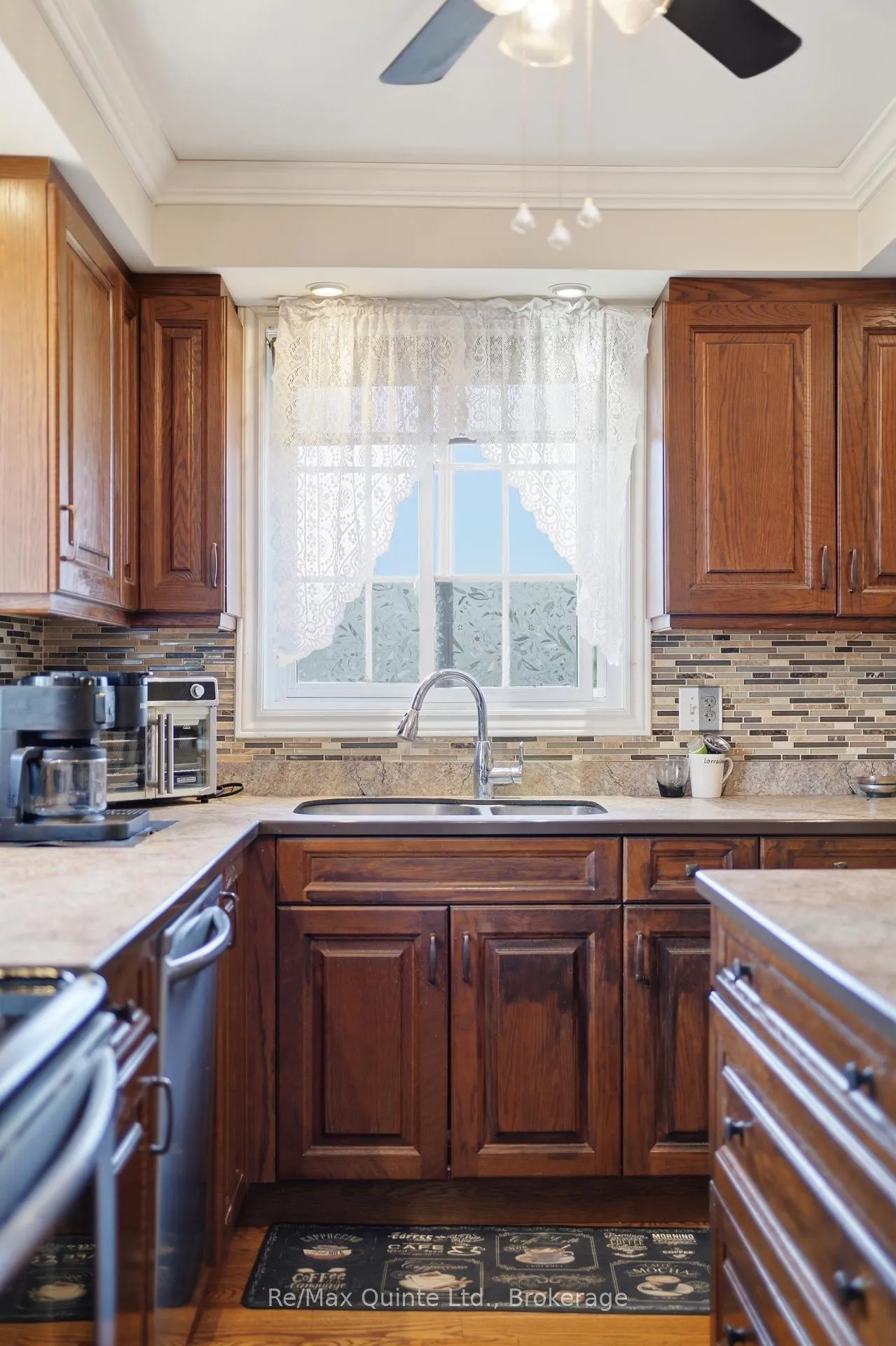 Photo 8 of 20 Ferry Street, Quinte West, Trenton Ward — HOMEH