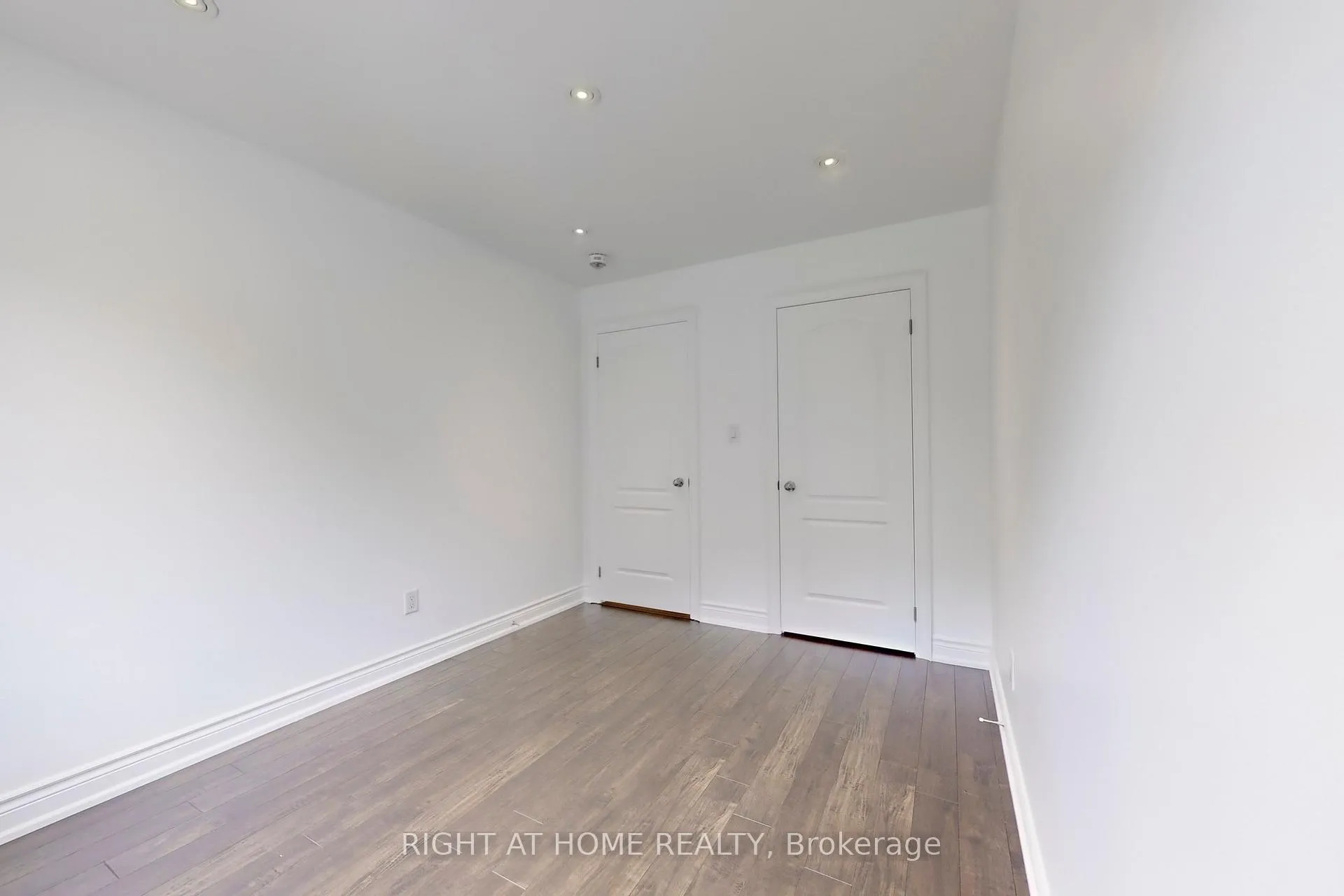 Photo 39 of 31 Lady Evelyn Crescent, Brampton, Bram West — HOMEH