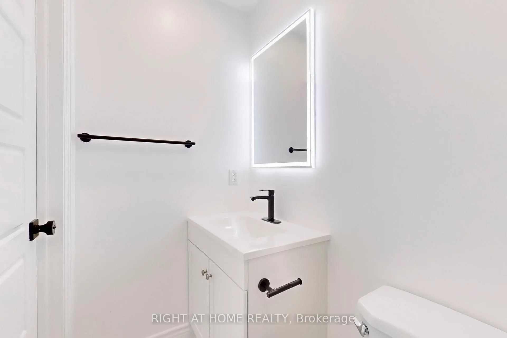 Photo 46 of 31 Lady Evelyn Crescent, Brampton, Bram West — HOMEH