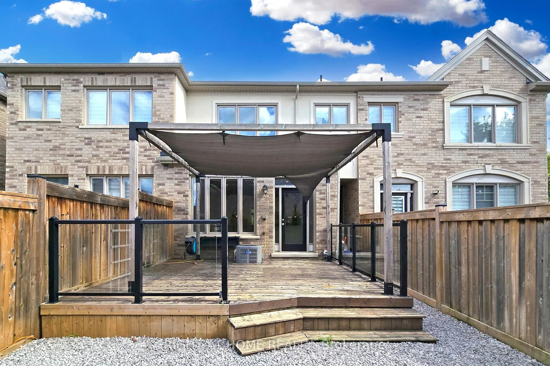 Photo 48 of 31 Lady Evelyn Crescent, Brampton, Bram West — HOMEH